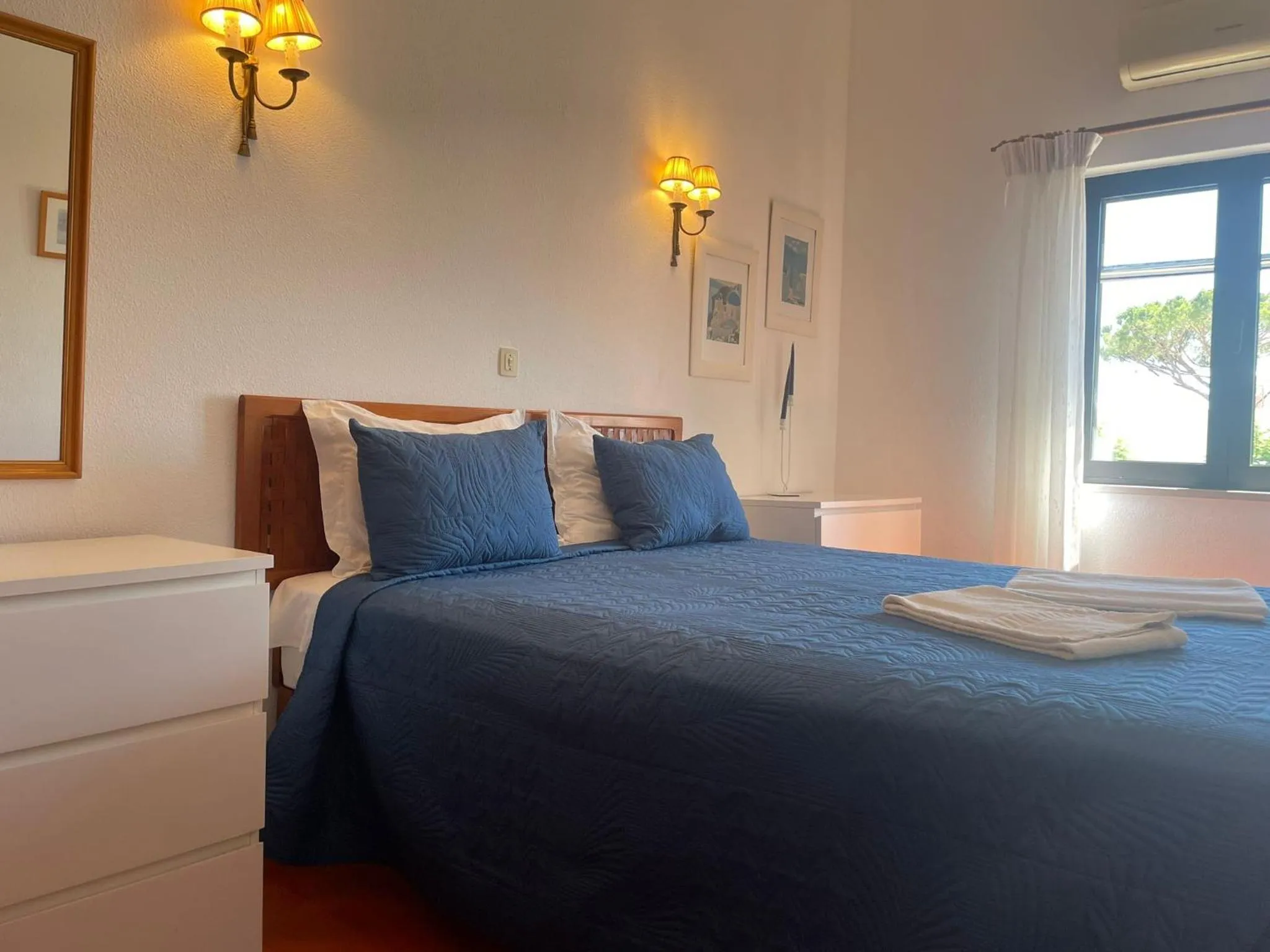 Bed in Apartamentos Honorio - Pool and Garden