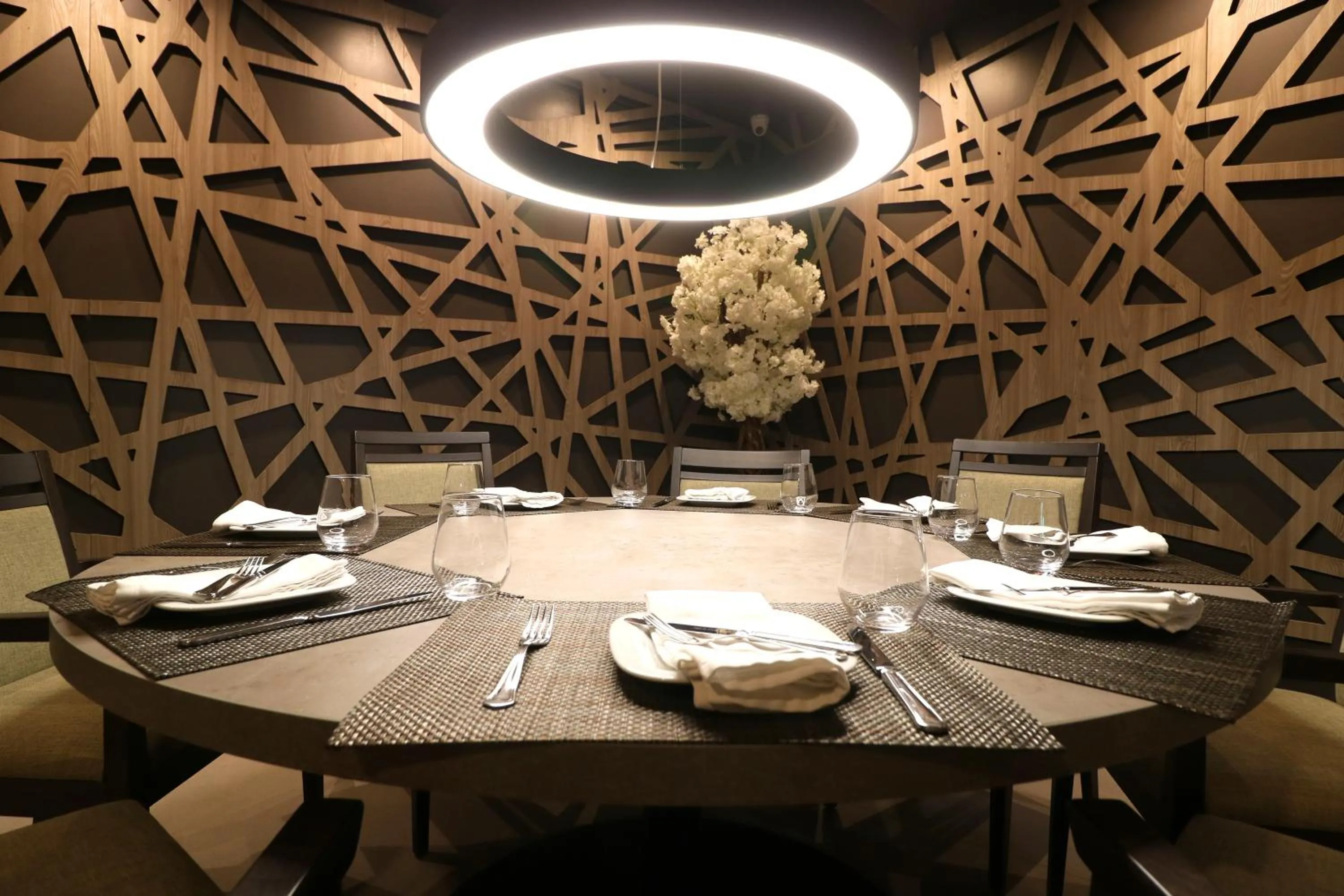 Restaurant/places to eat in Apartamentos Honorio - Pool and Garden