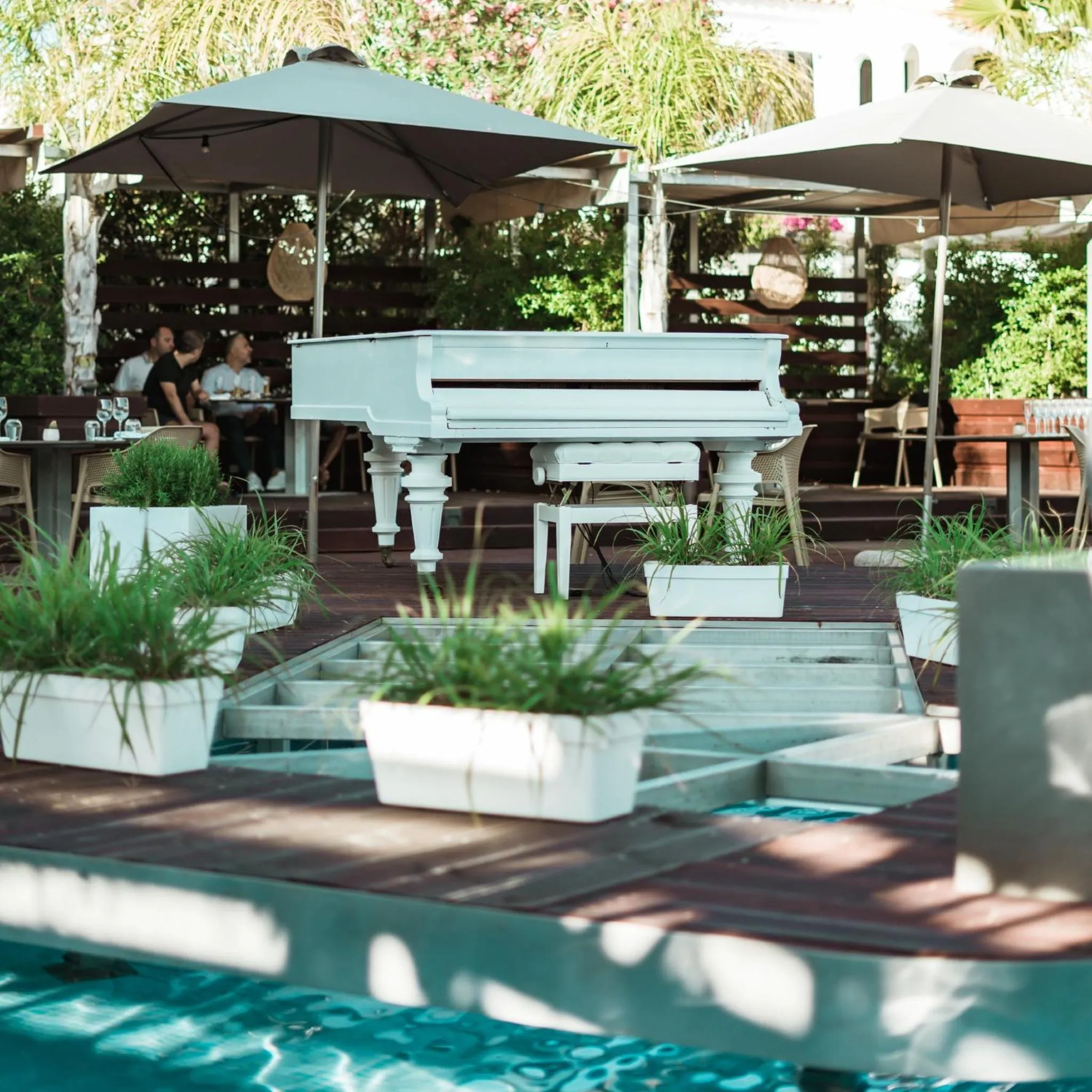 Swimming pool in Apartamentos Honorio - Pool and Garden