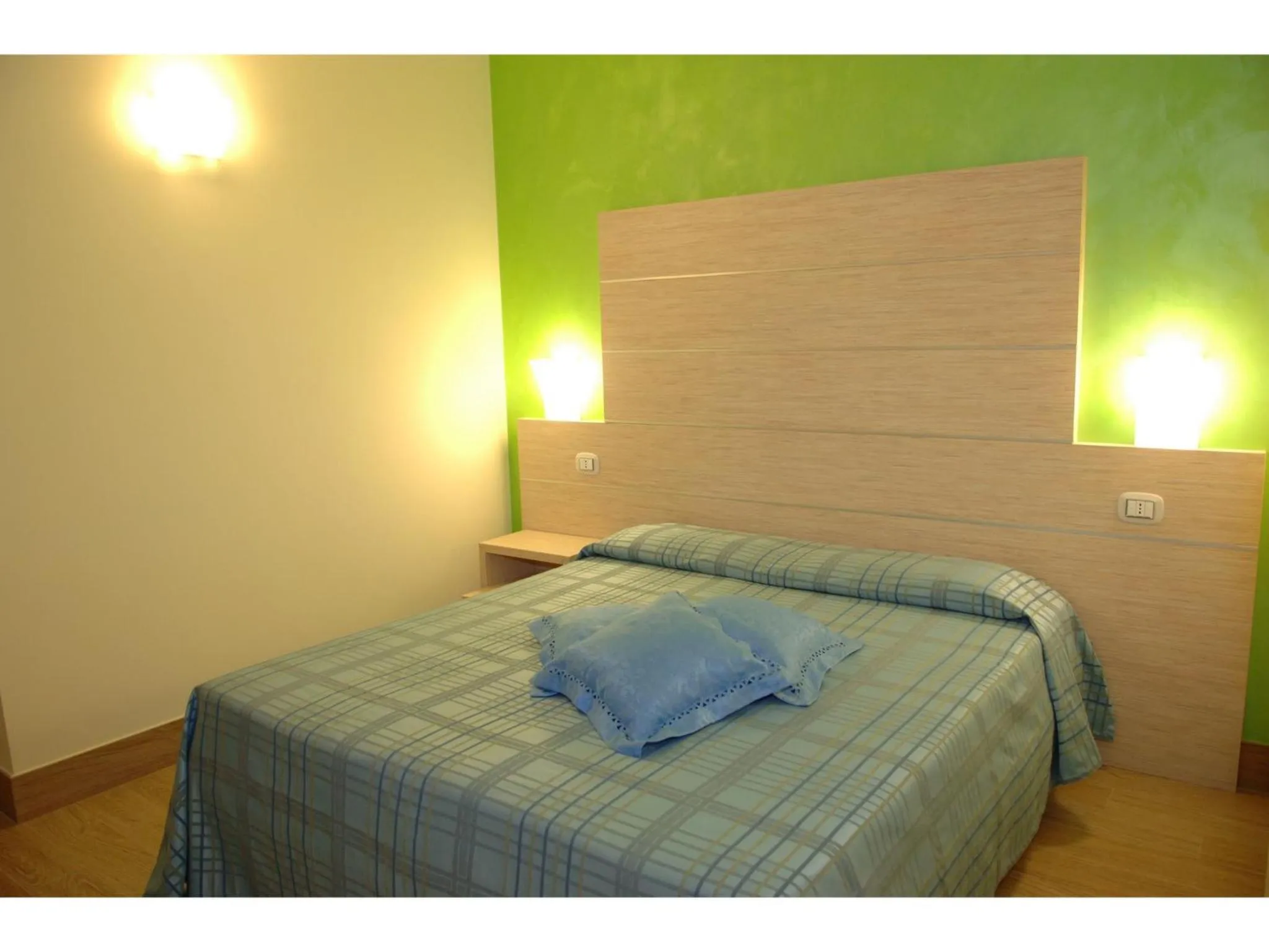 Photo of the whole room, Bed in Hotel La Rosa dei Venti