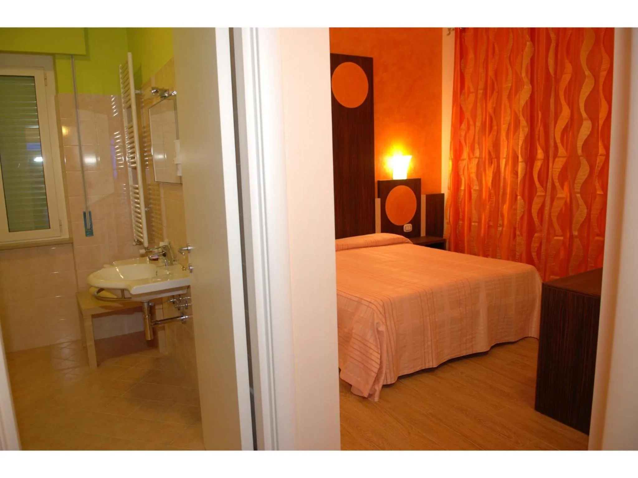 Photo of the whole room, Bed in Hotel La Rosa dei Venti