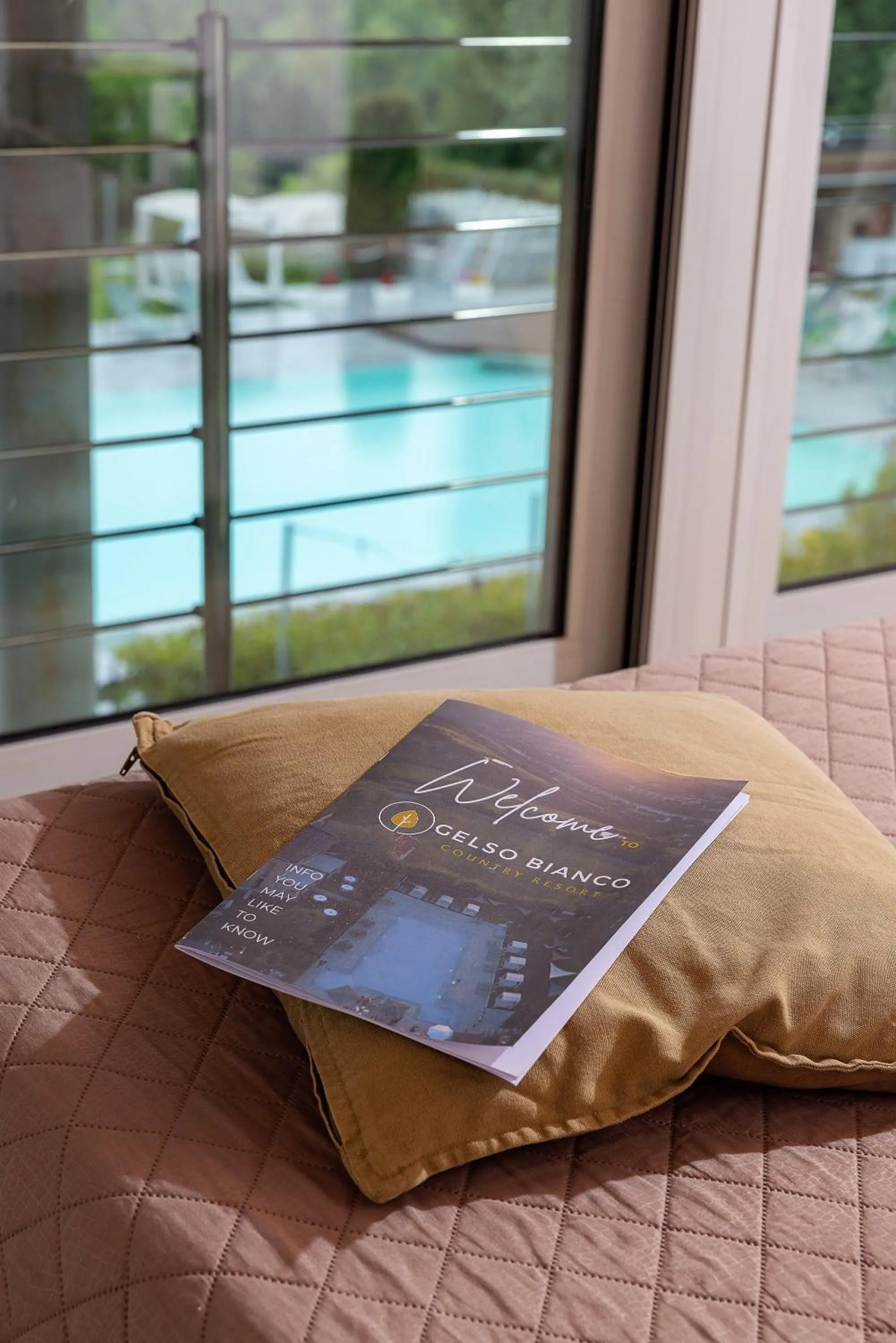 Pool view in Gelso Bianco Country Resort