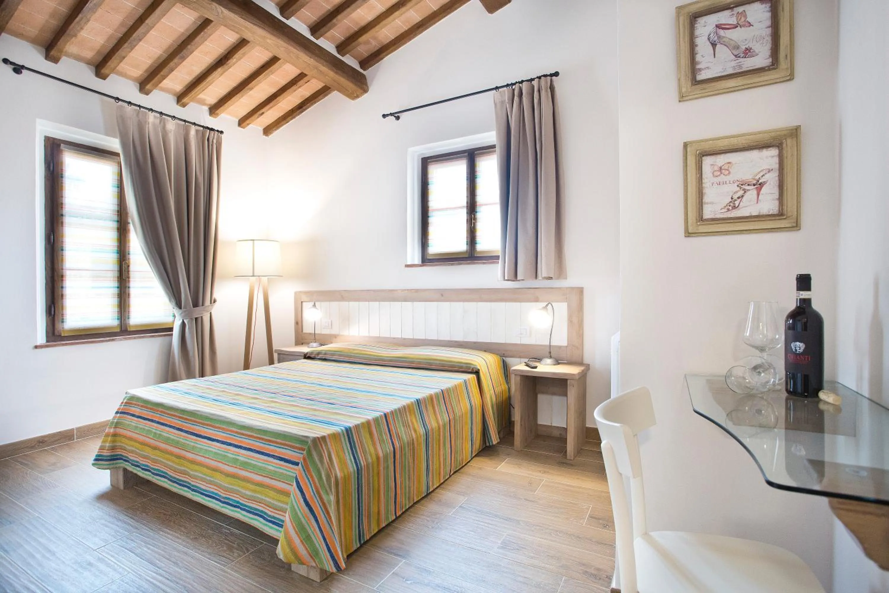 Bed in Casale San Galgano