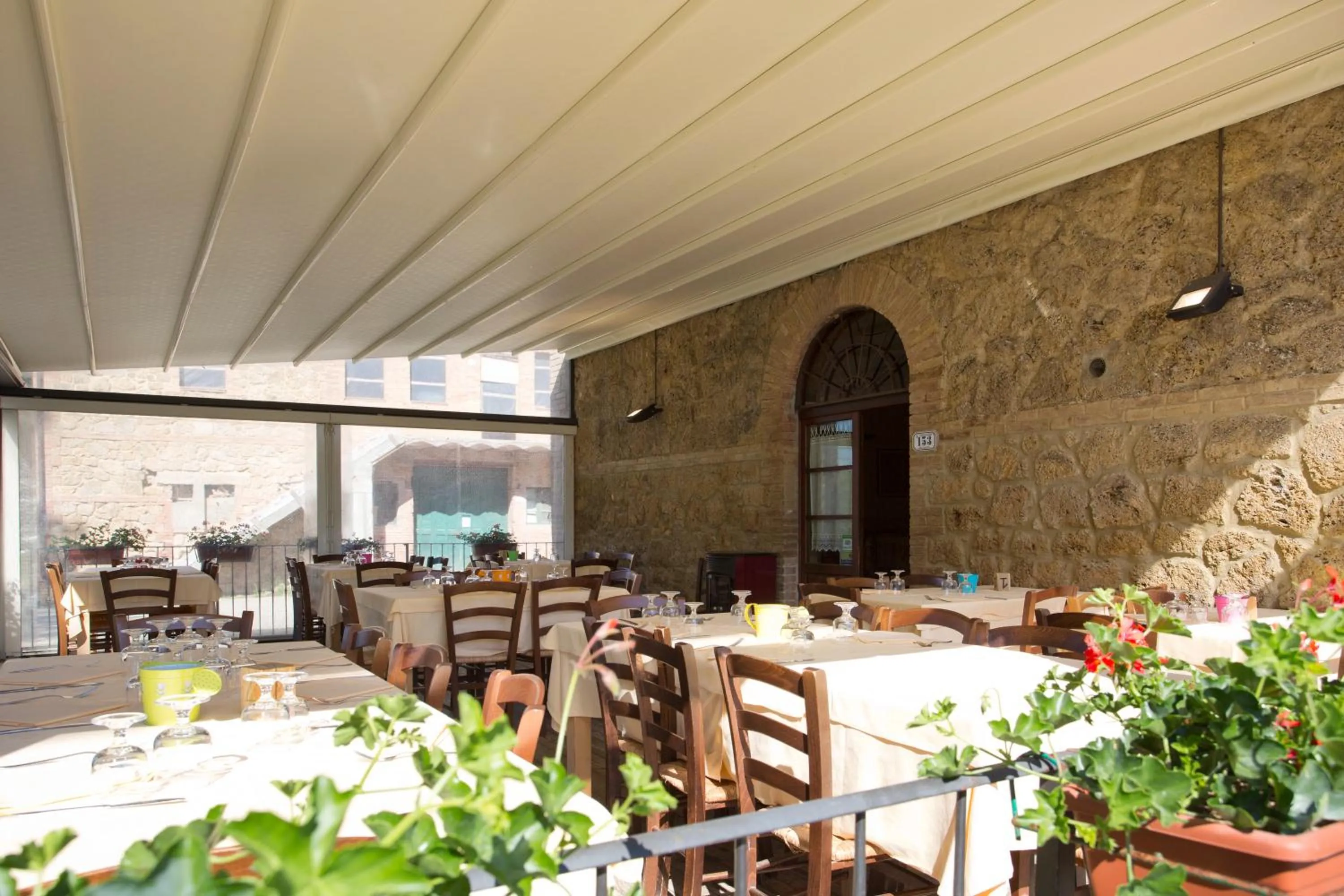 Restaurant/places to eat in Casale San Galgano