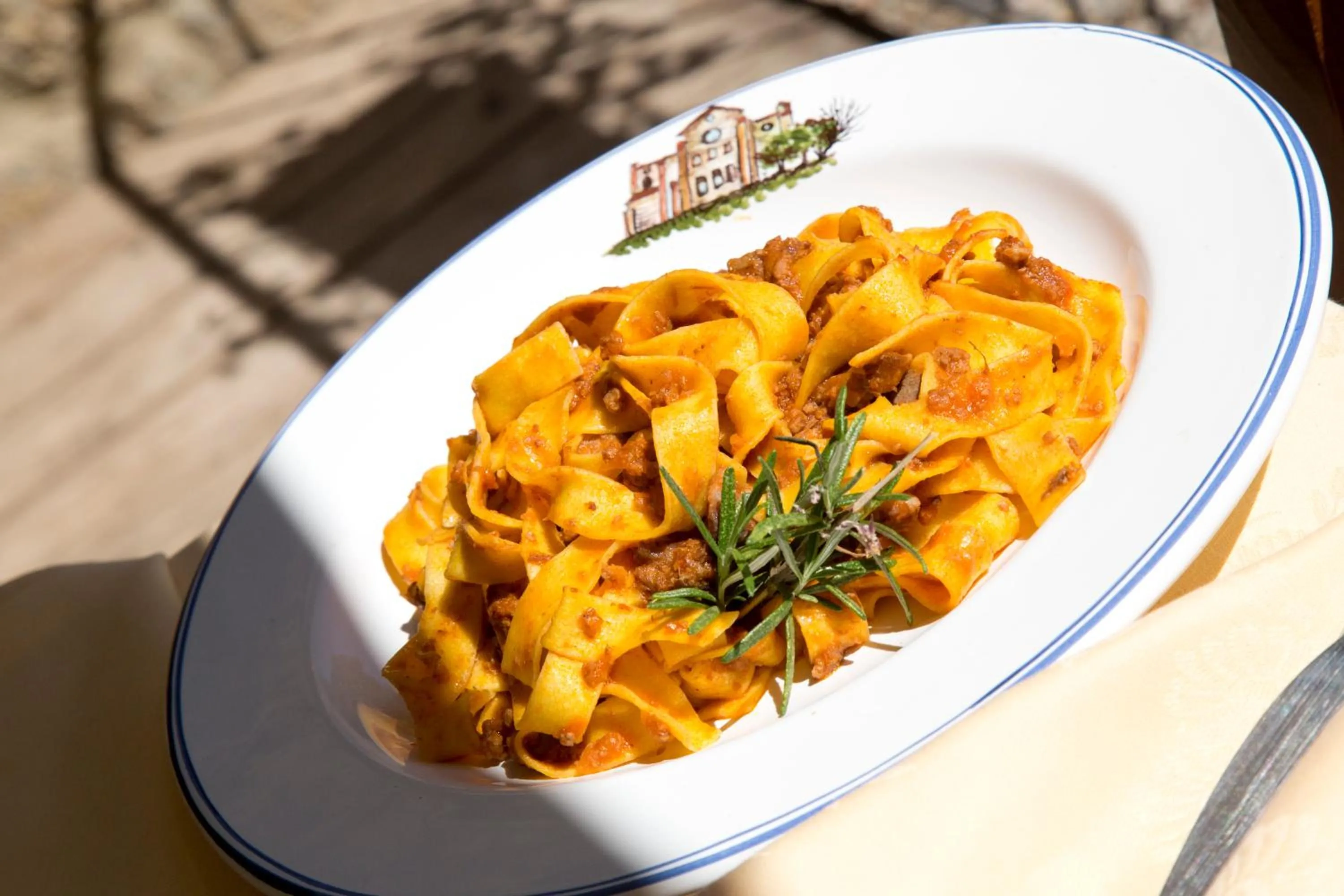 Food and drinks in Casale San Galgano