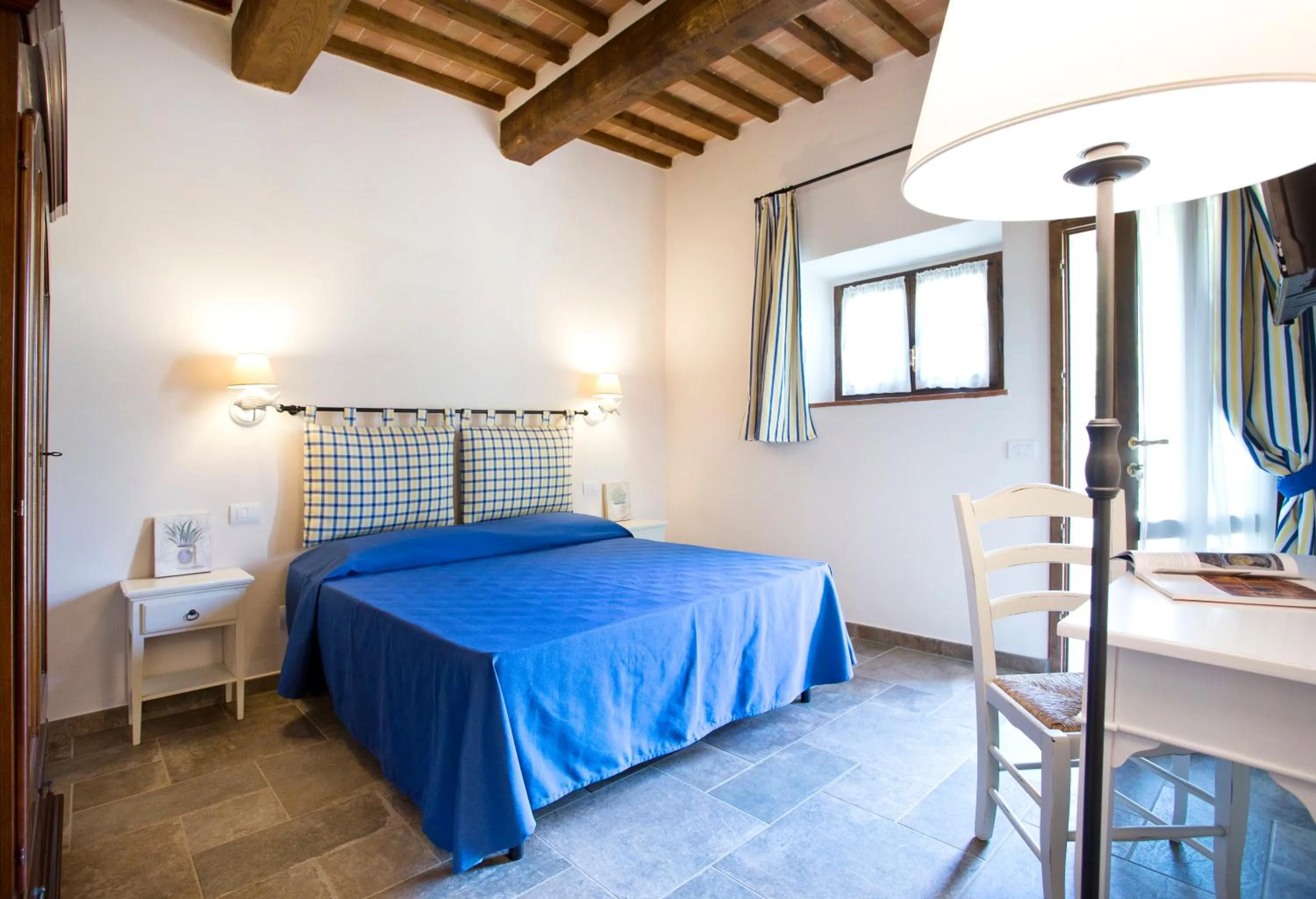 Photo of the whole room, Bed in Casale San Galgano