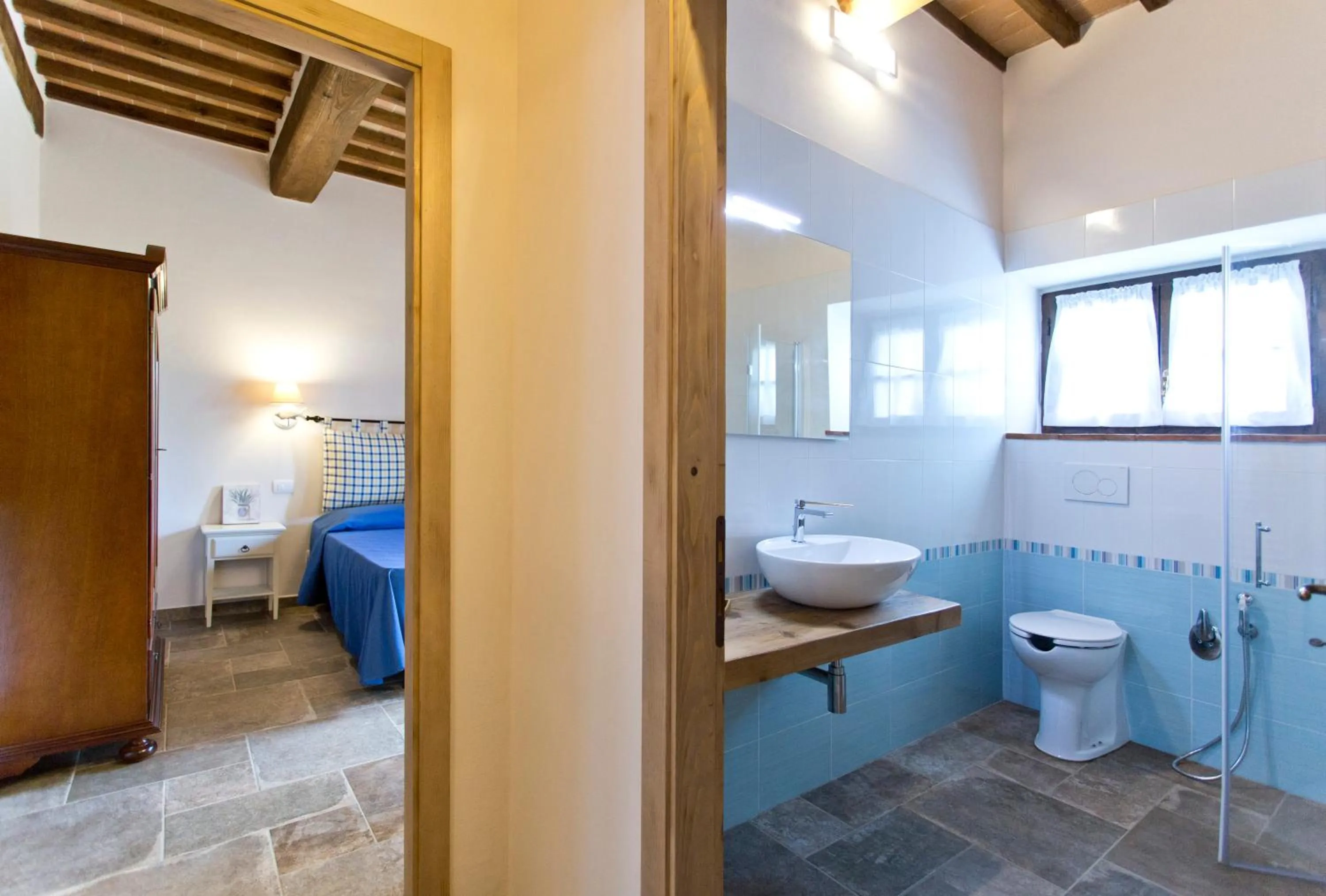 Bathroom in Casale San Galgano