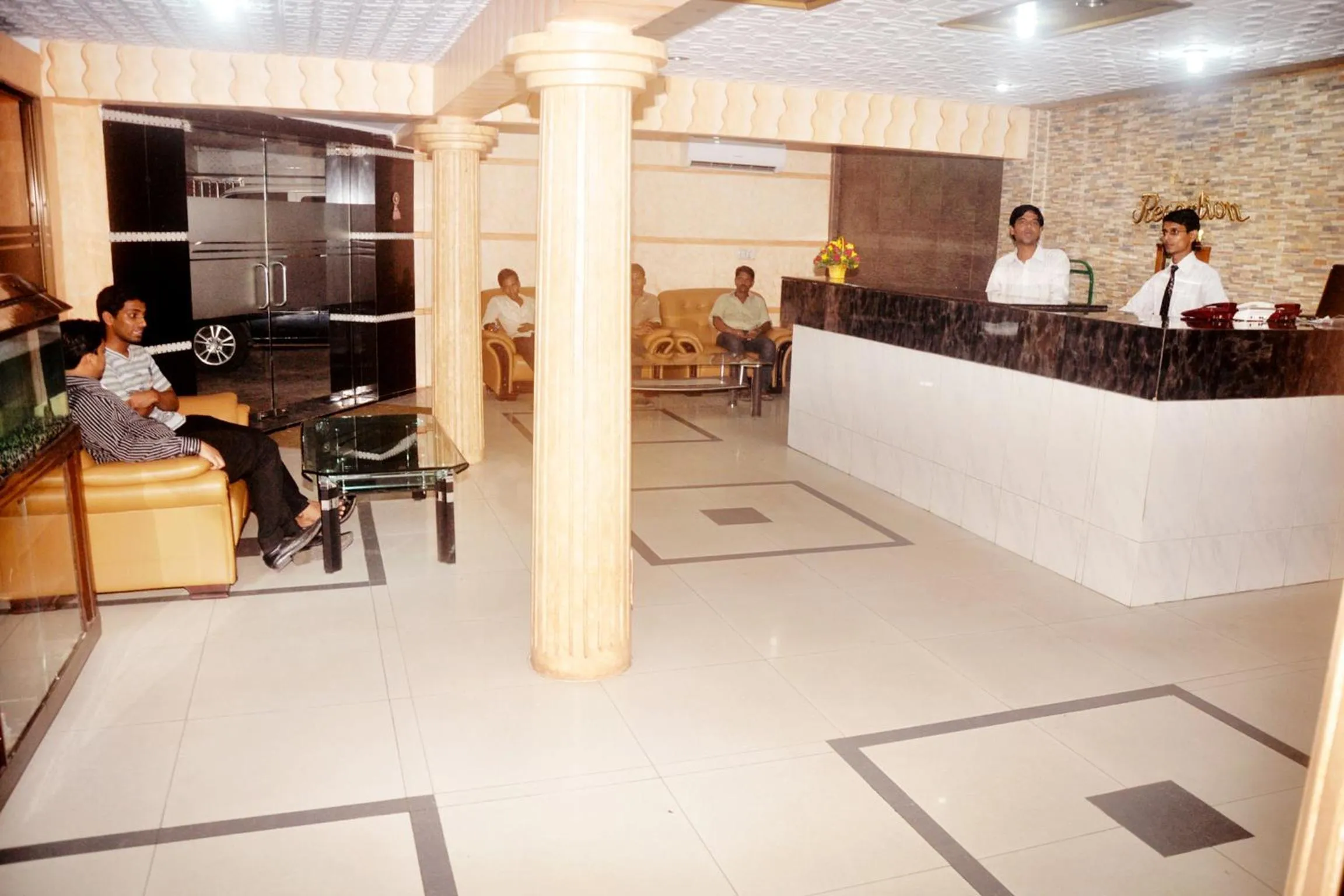 Hotel Swiss Garden International