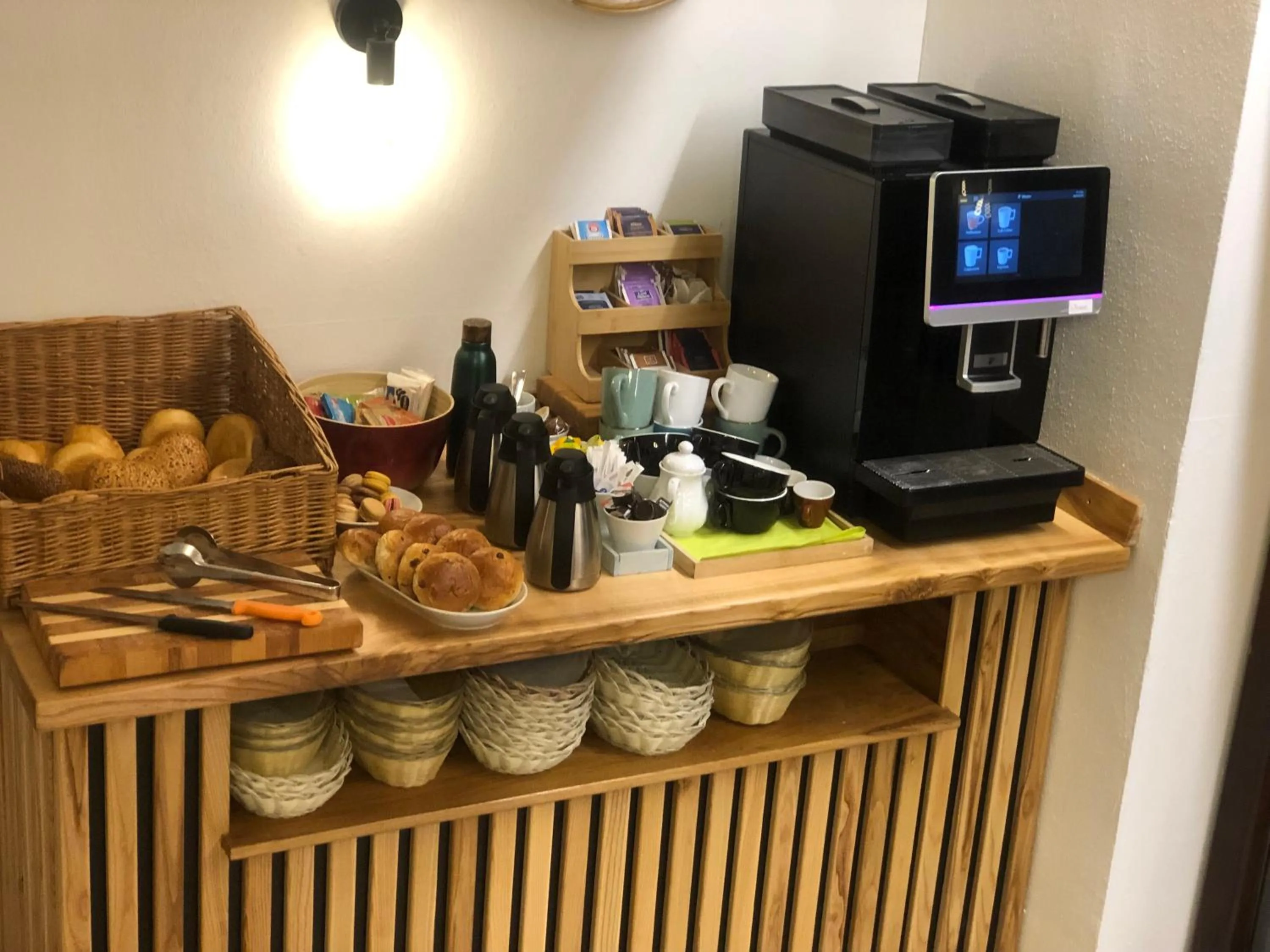 Coffee/tea facilities in Waldpension Jägerstüberl