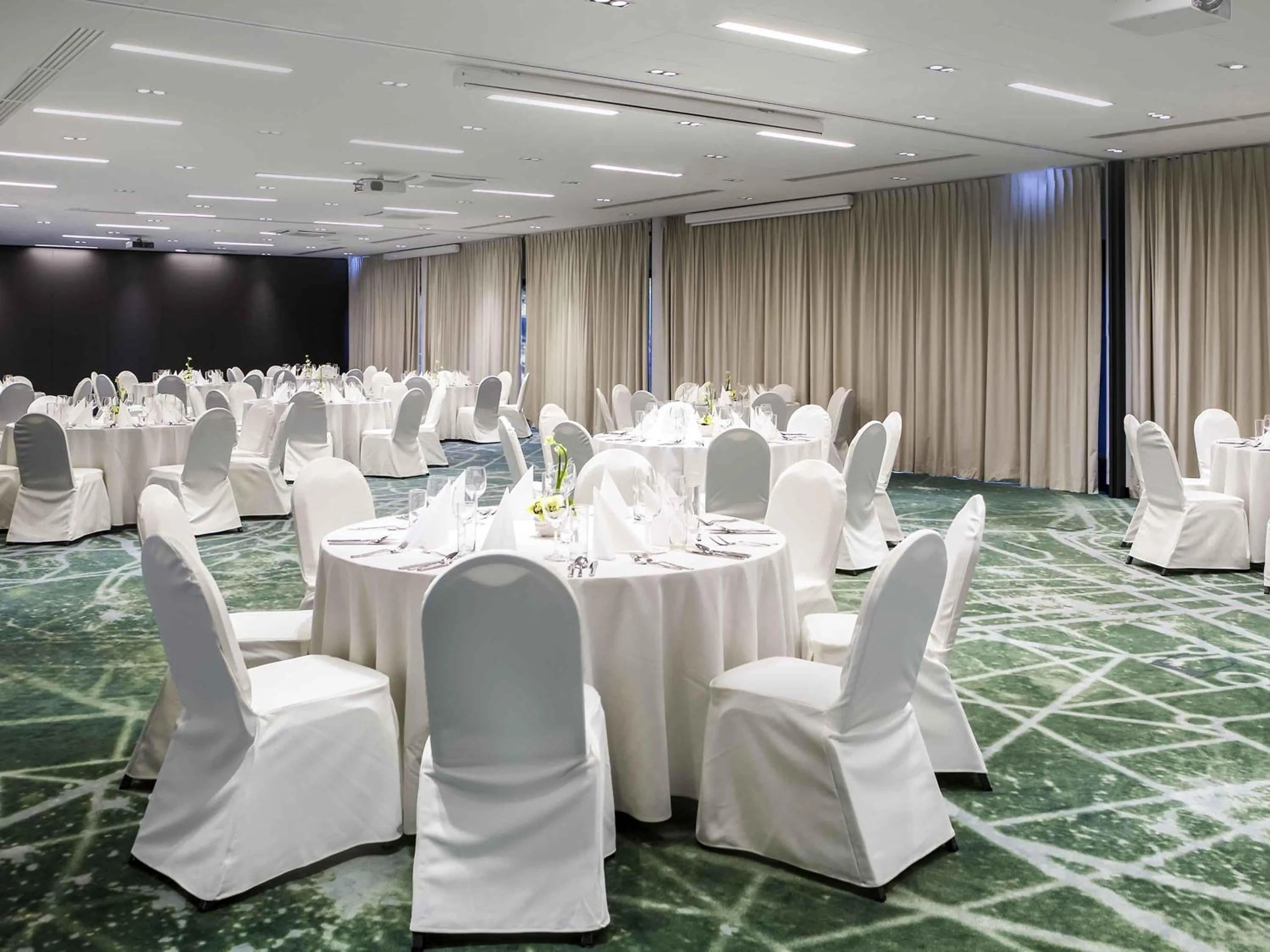 wedding in Novotel Wrocław Centrum