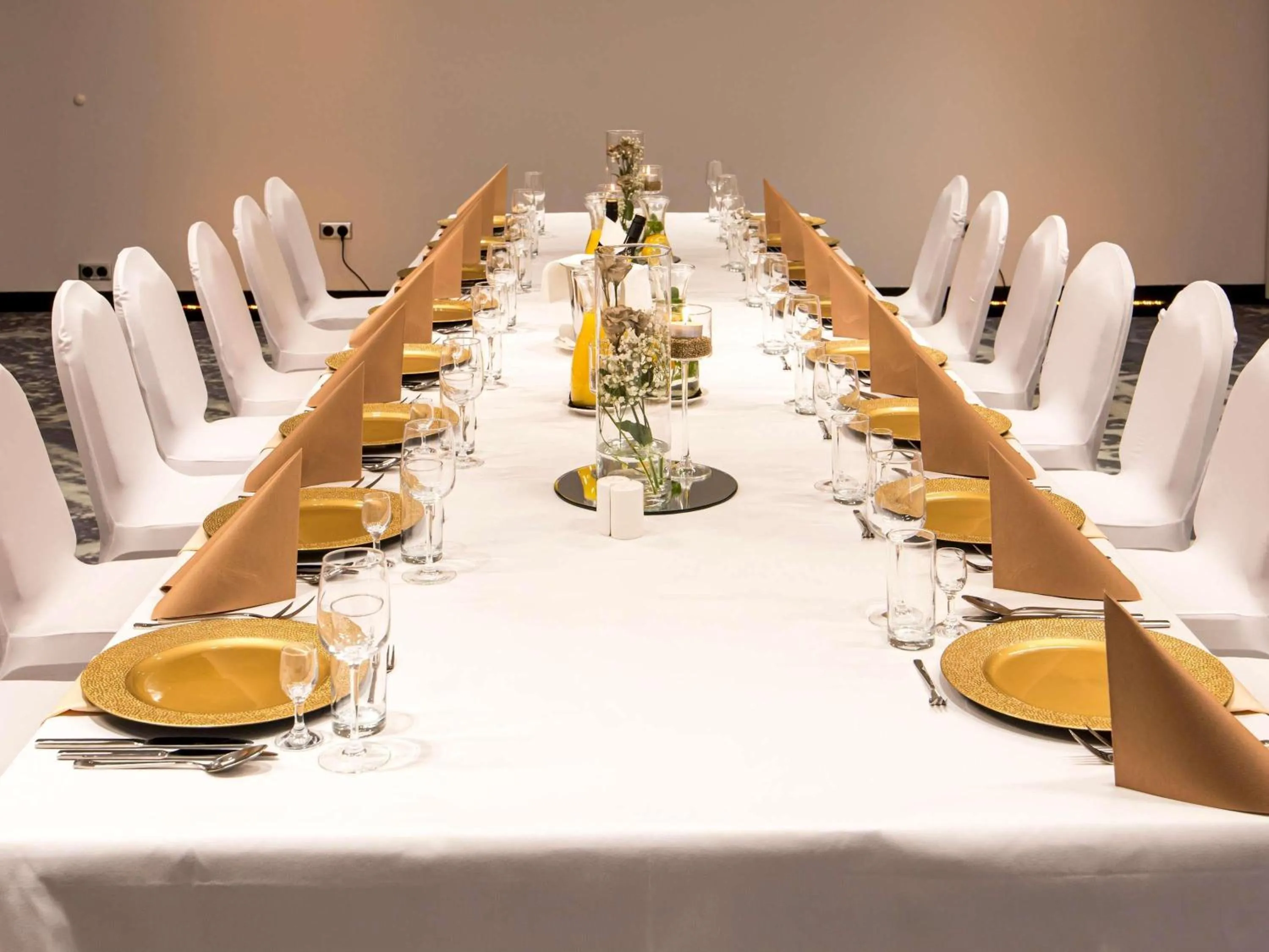 Meeting/conference room in Novotel Wrocław Centrum