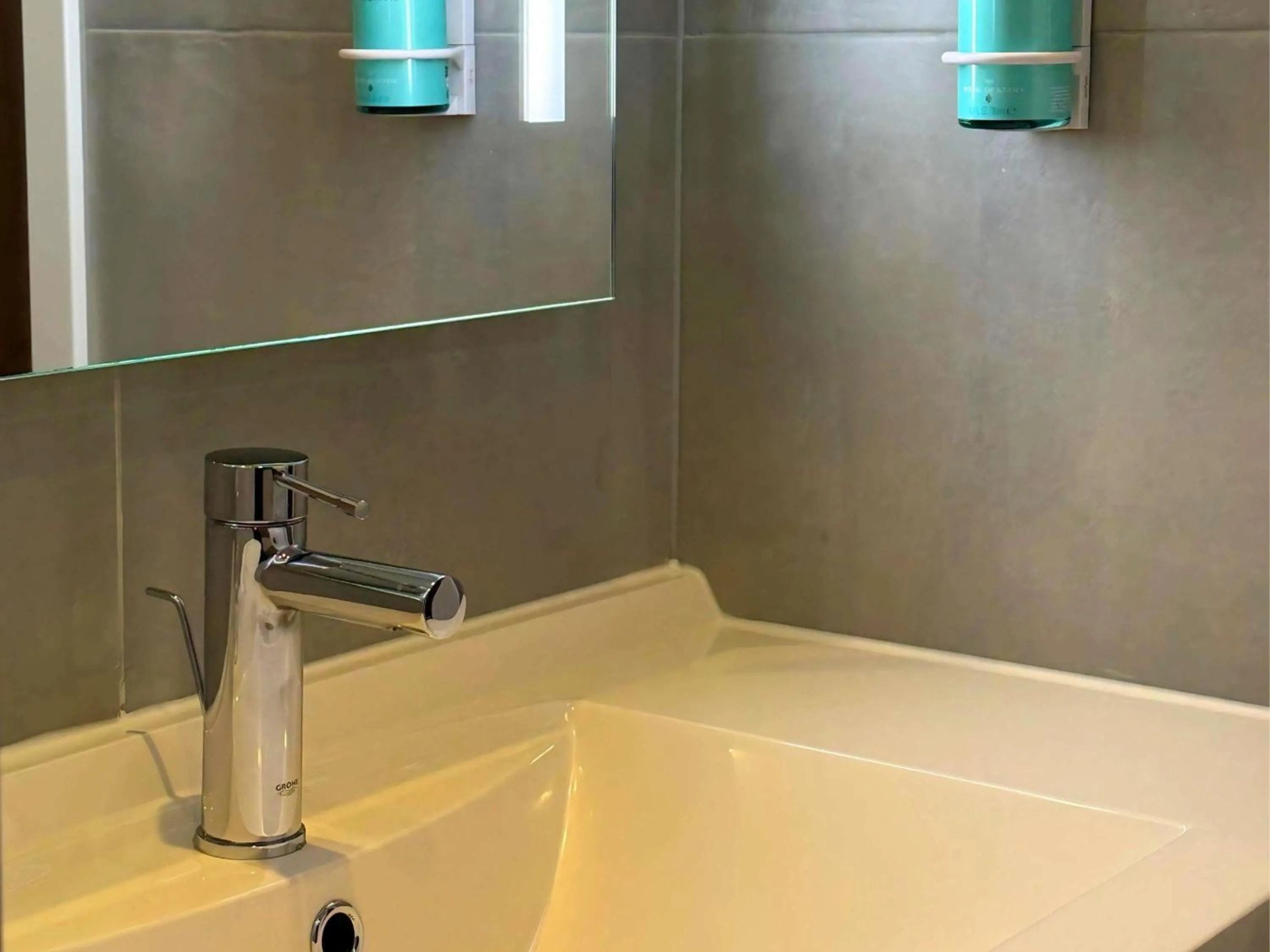 Bedroom in Novotel Wrocław Centrum