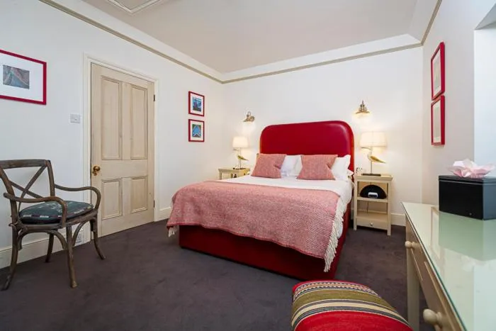 Bed in Cary Arms & Spa