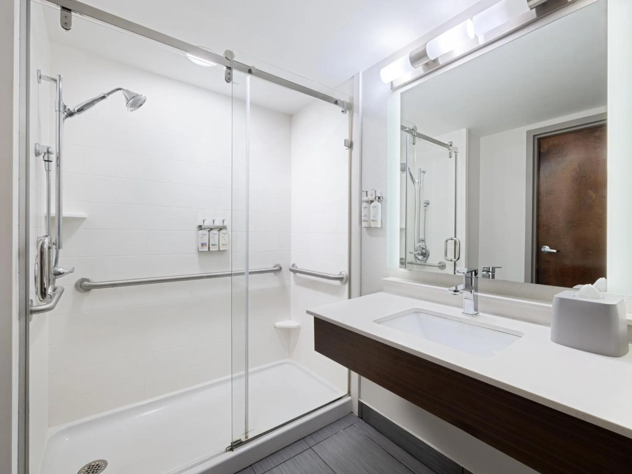 Bathroom in Holiday Inn Express & Suites Augusta West - Ft Gordon Area by IHG