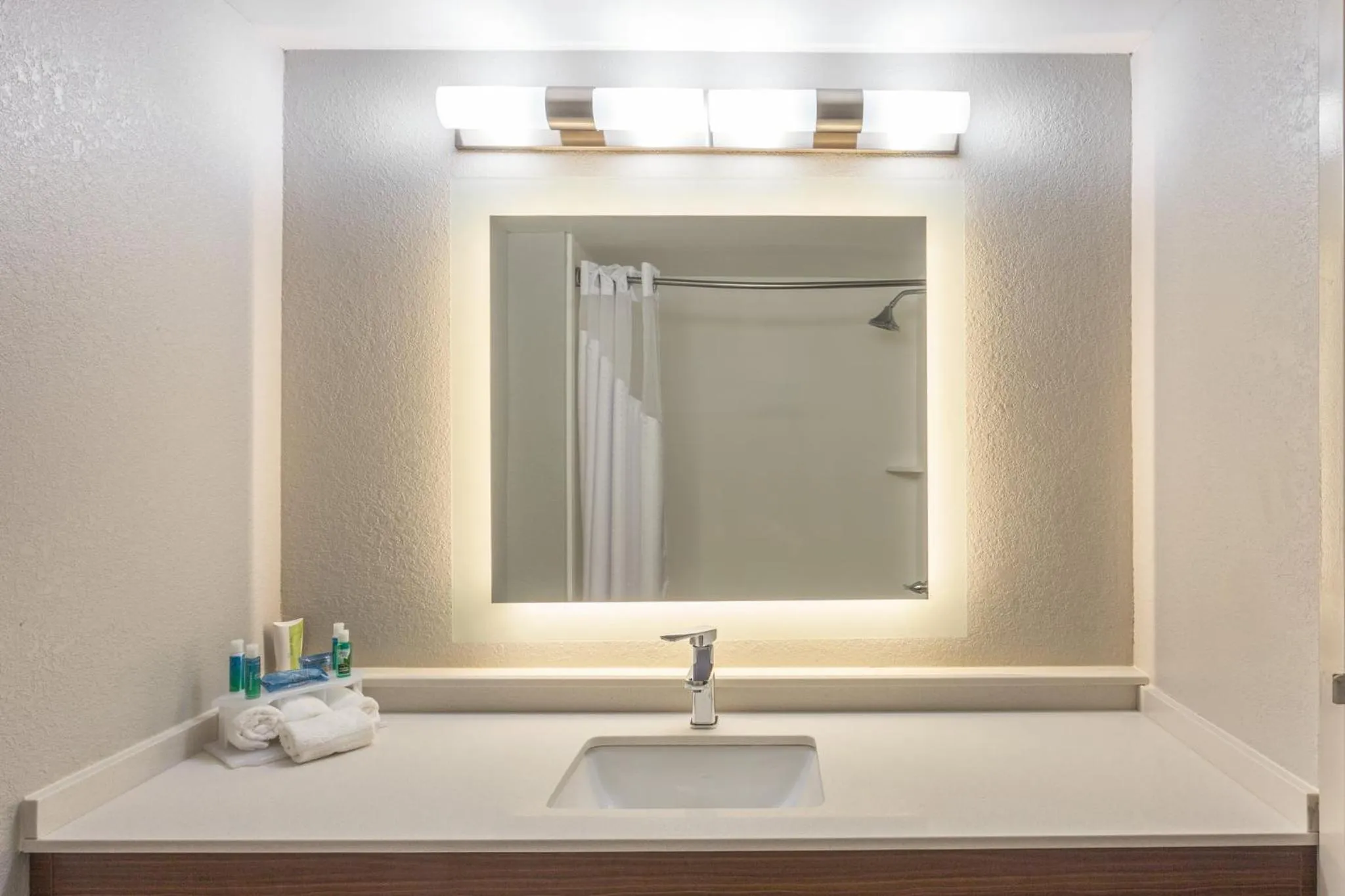Bathroom in Holiday Inn Express & Suites Augusta West - Ft Gordon Area by IHG