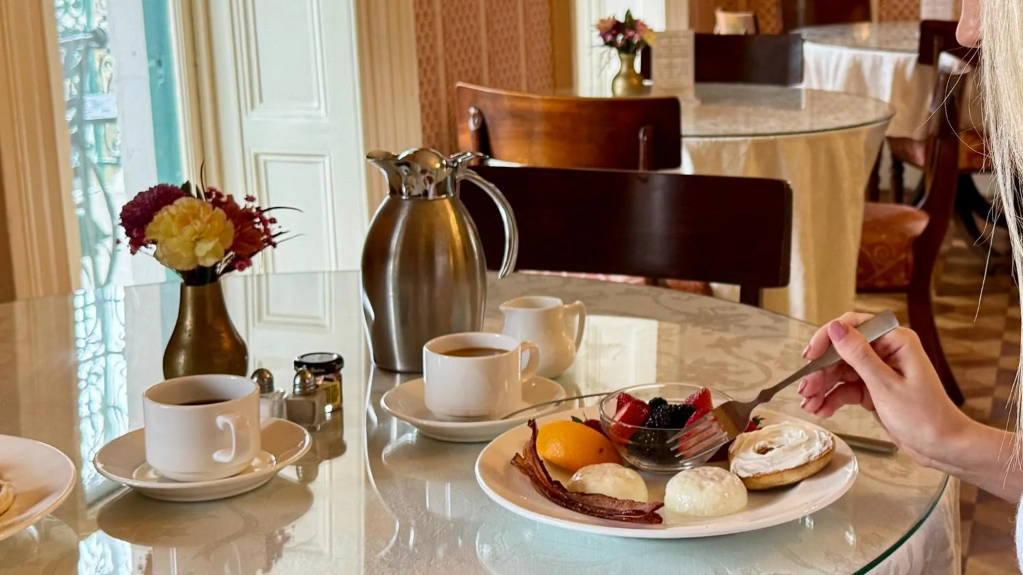 Breakfast in John Rutledge House Inn