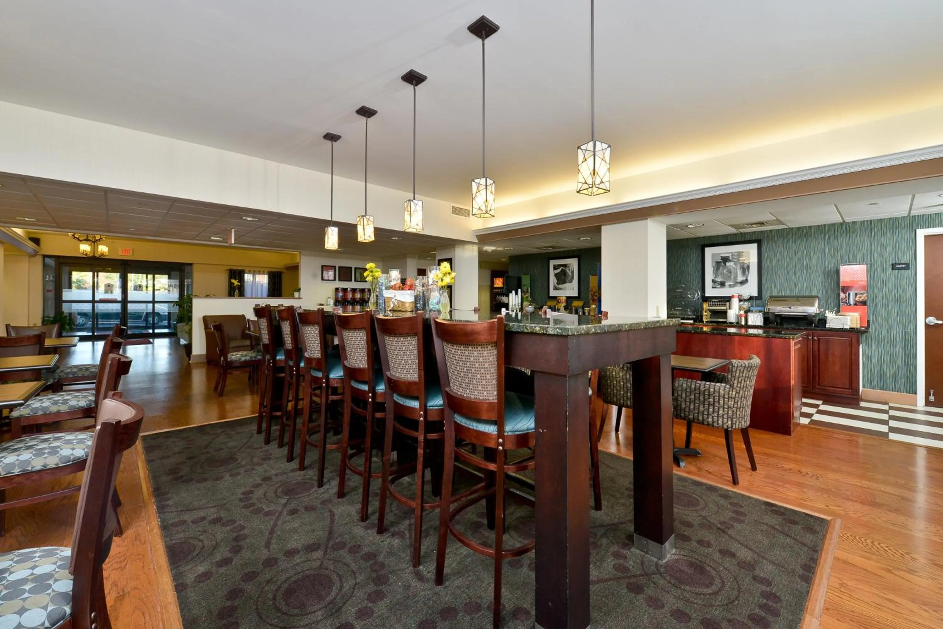 Breakfast in Comfort Inn Saco - Old Orchard Beach