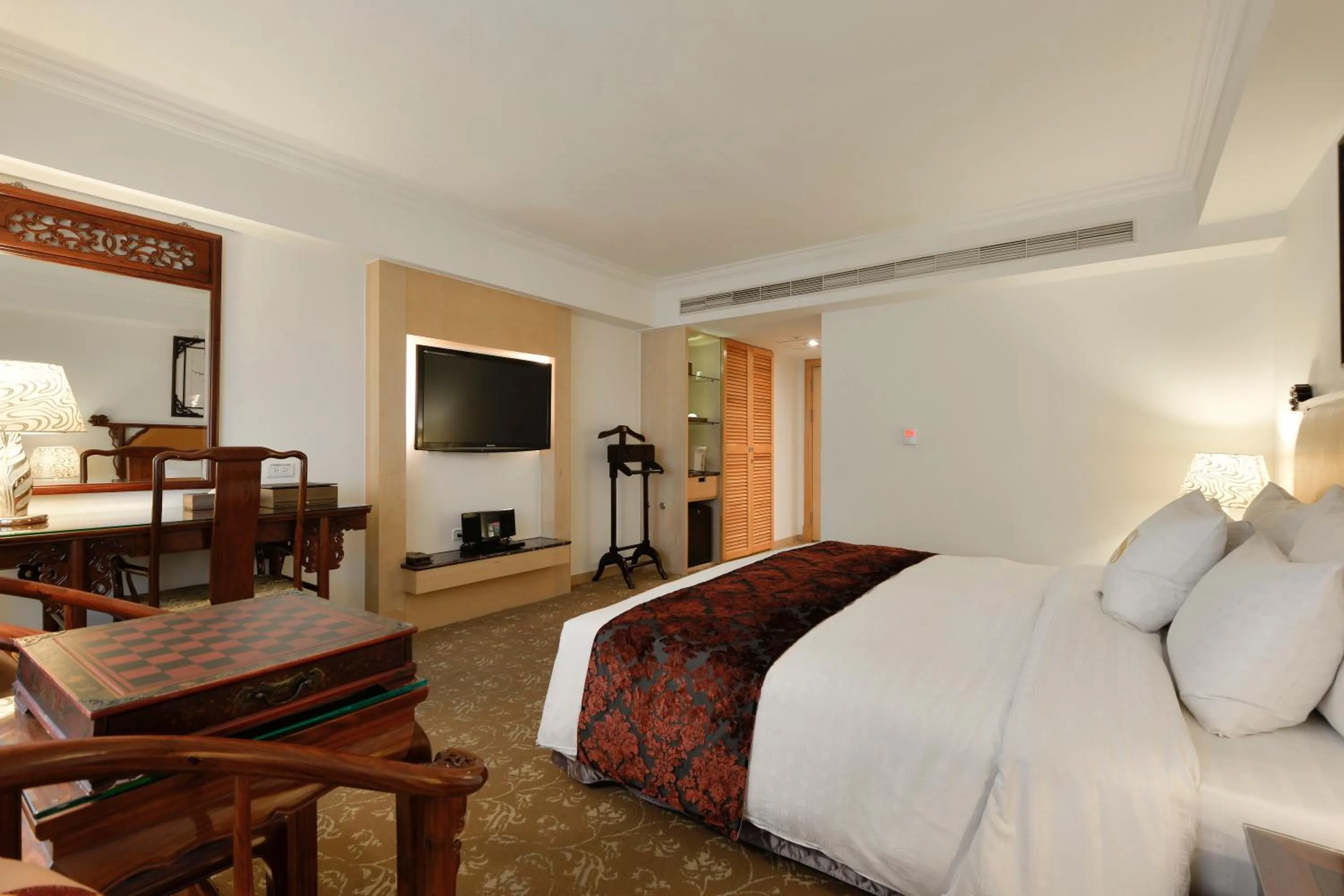 Bed in Hotel Sunshine