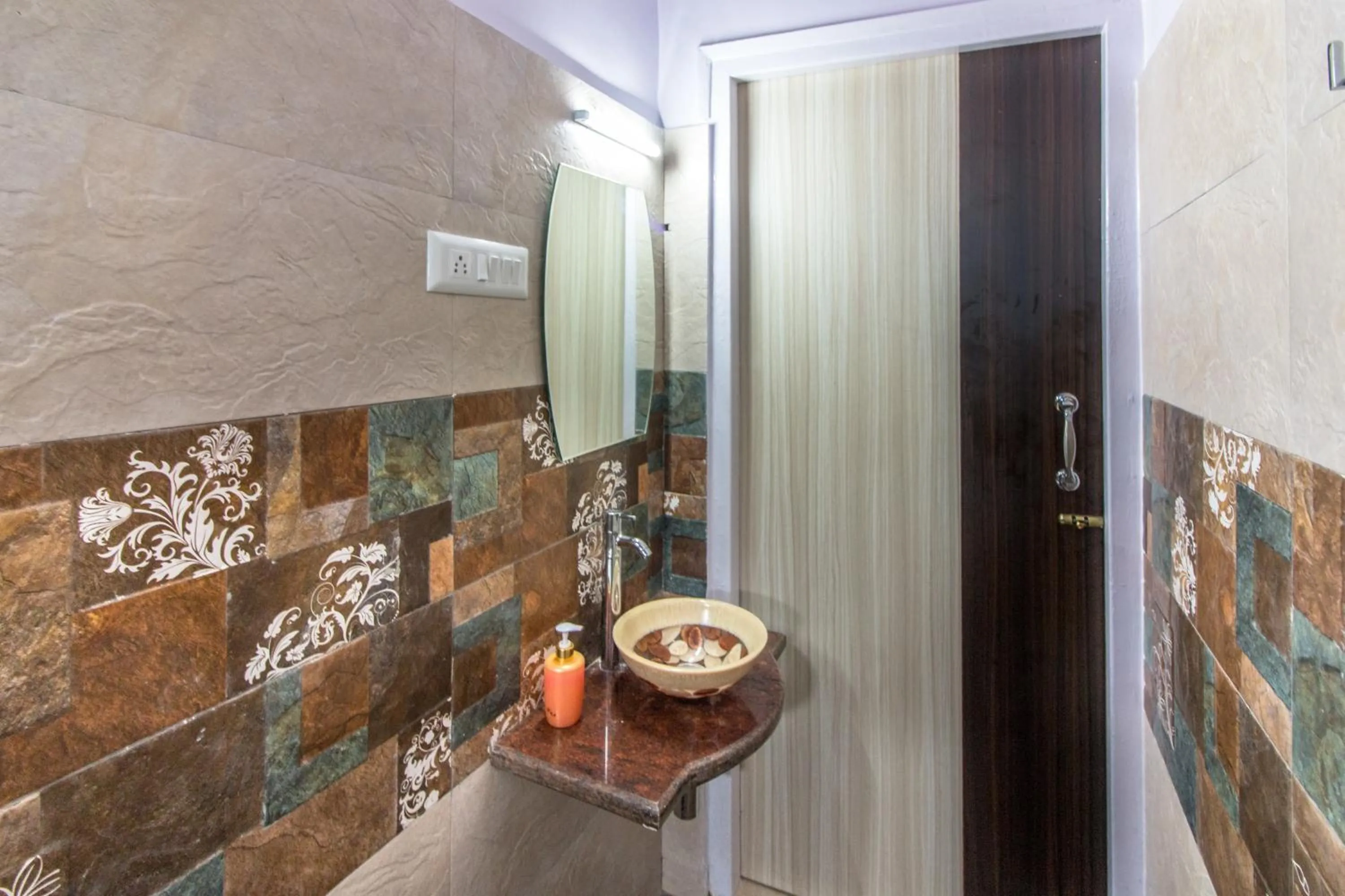 Bathroom in Backpackers Villa Mumbai