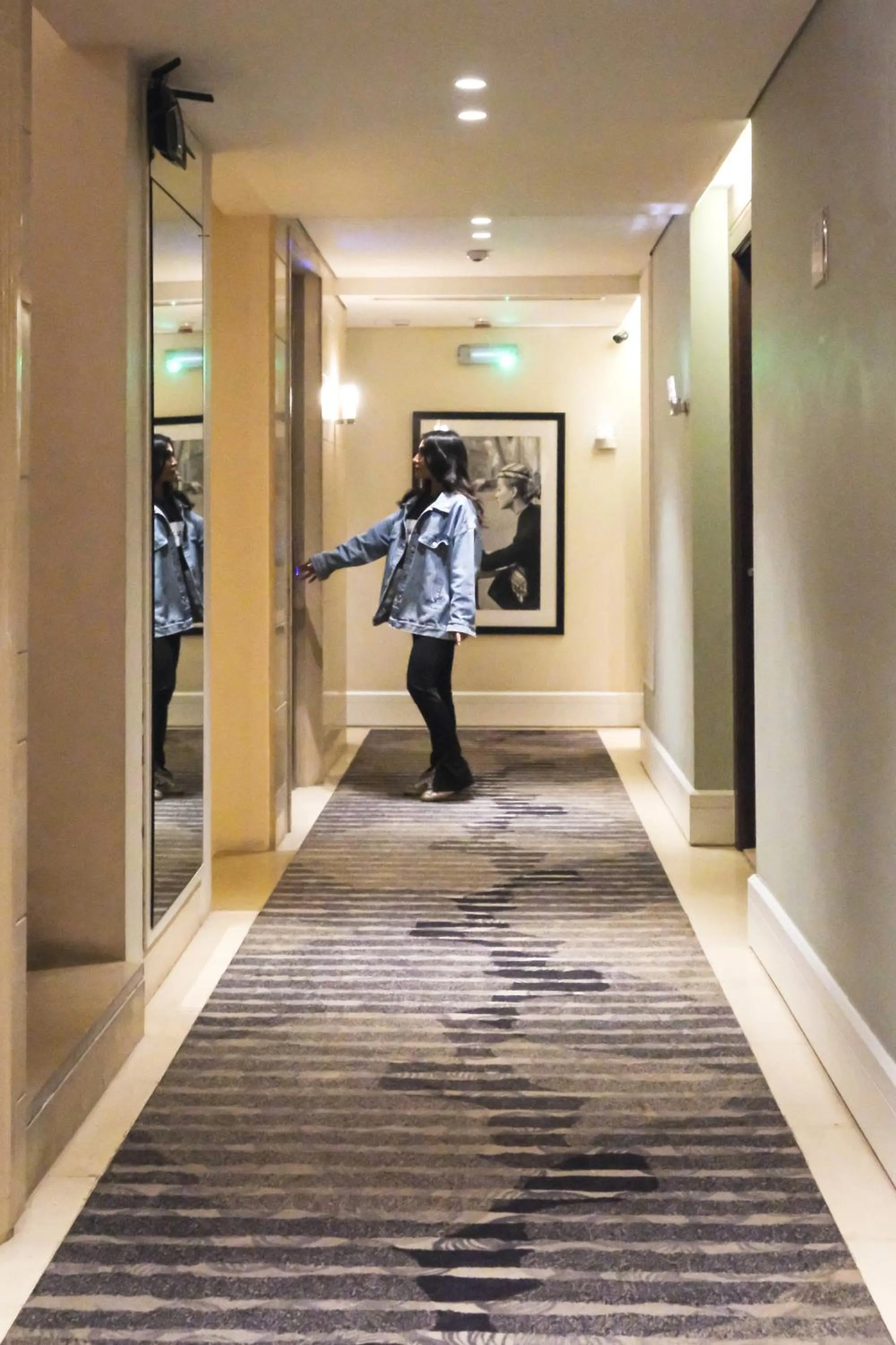 Floor plan in The Parisian Hotel