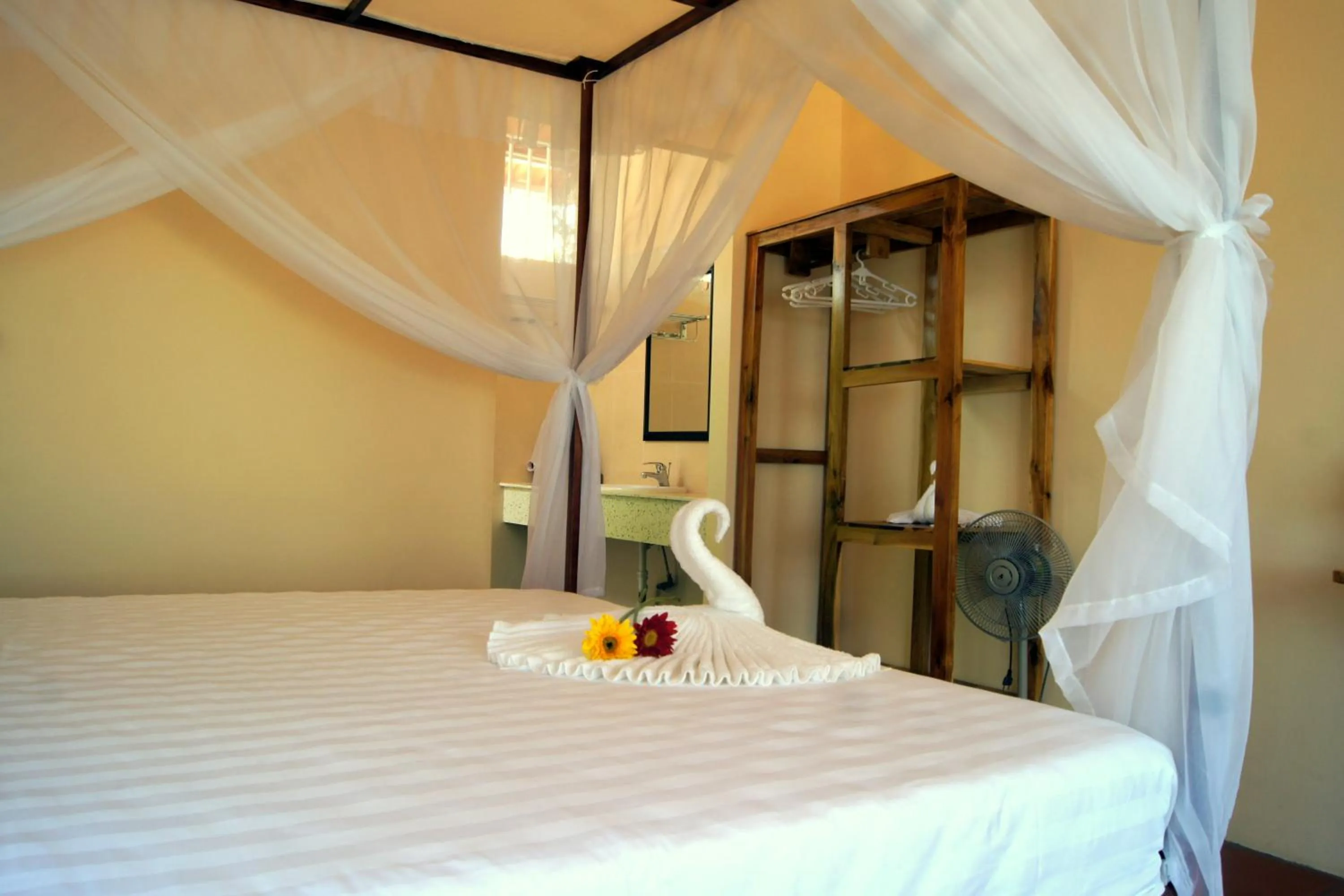 Area and facilities, Bed in Gold Sand Beach Bungalow