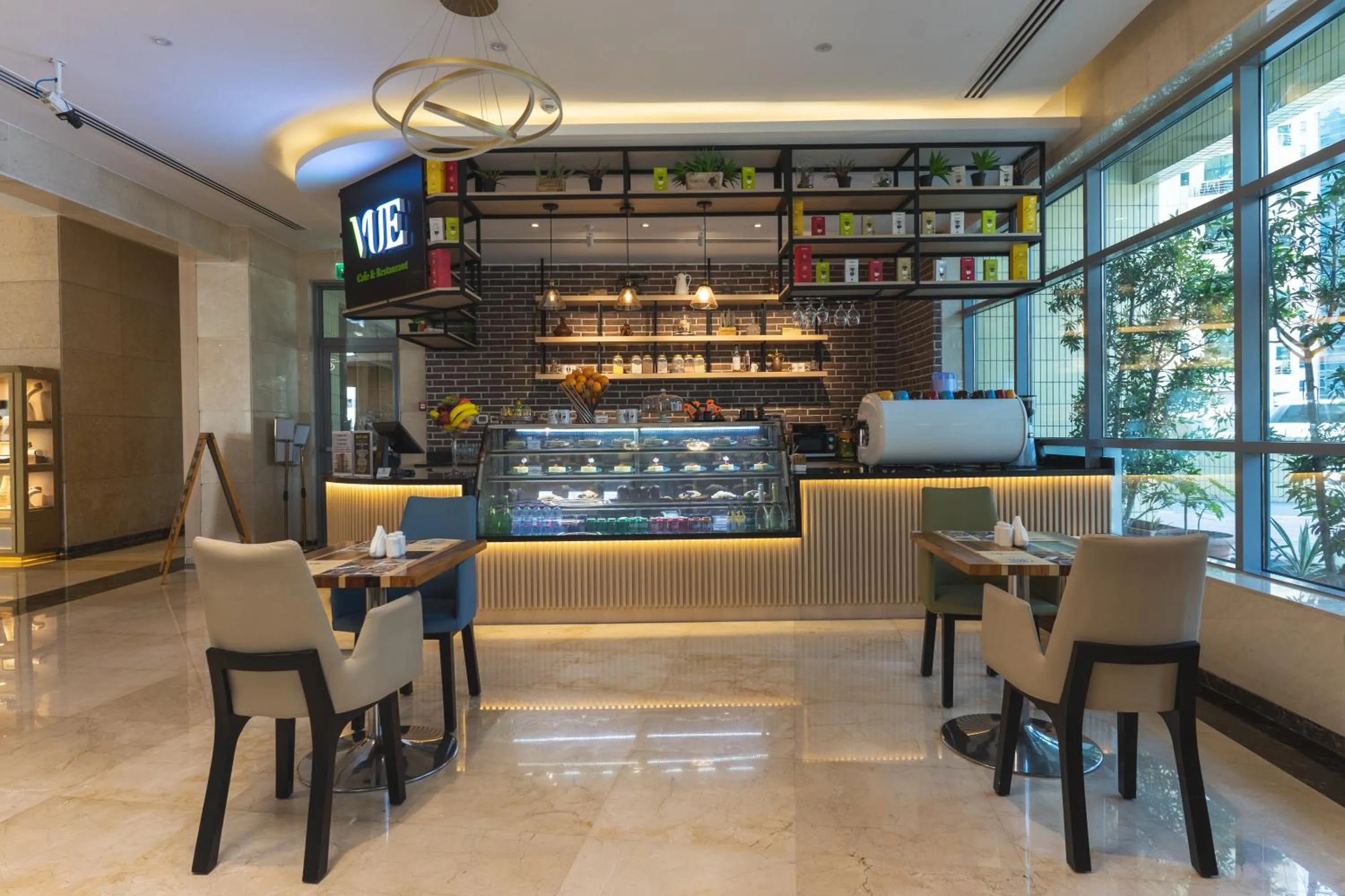 Restaurant/places to eat in Grand Bellevue Hotel Apartment Dubai