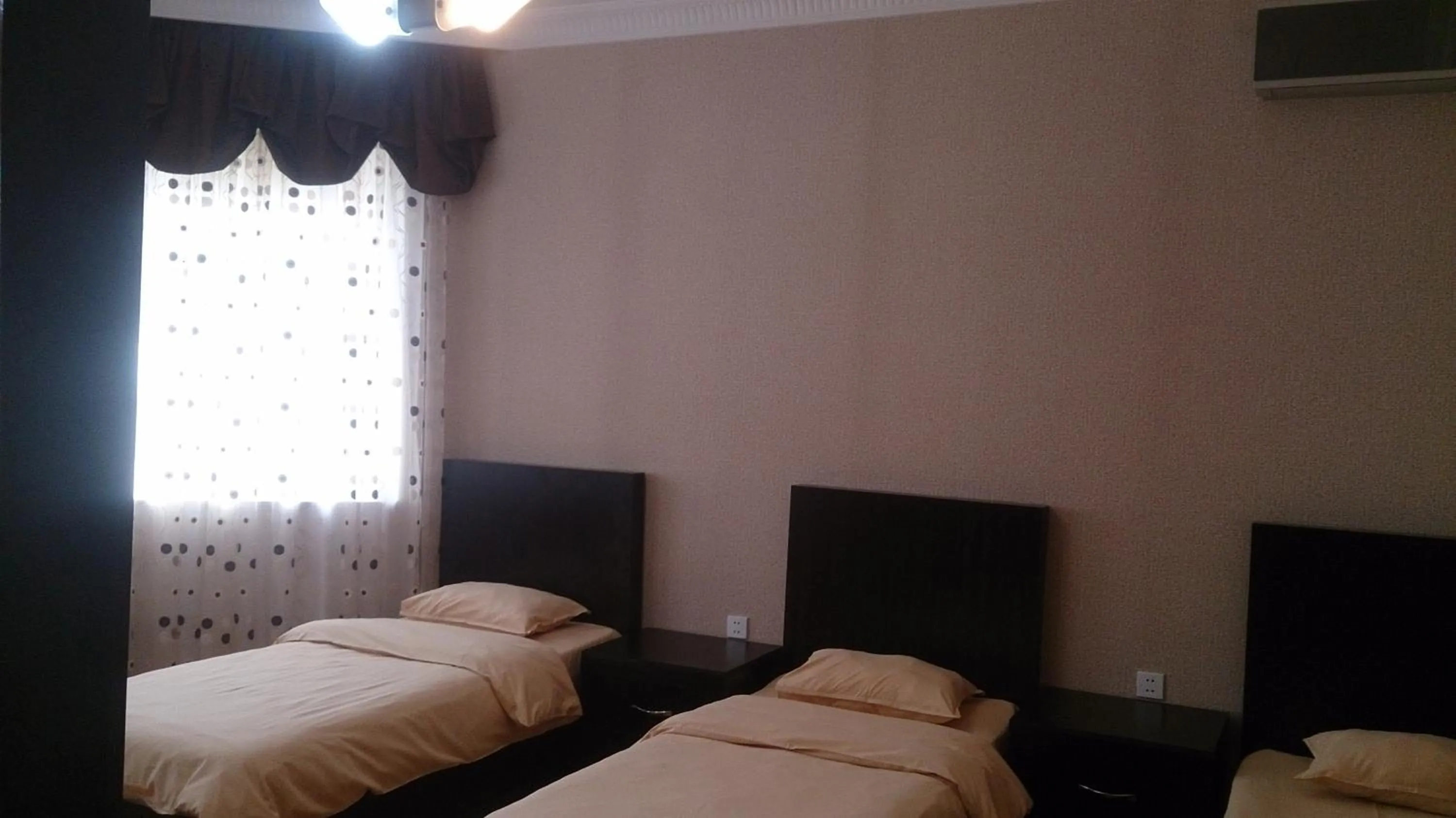 Photo of the whole room, Bed in Baku Butik Mini-Hotel