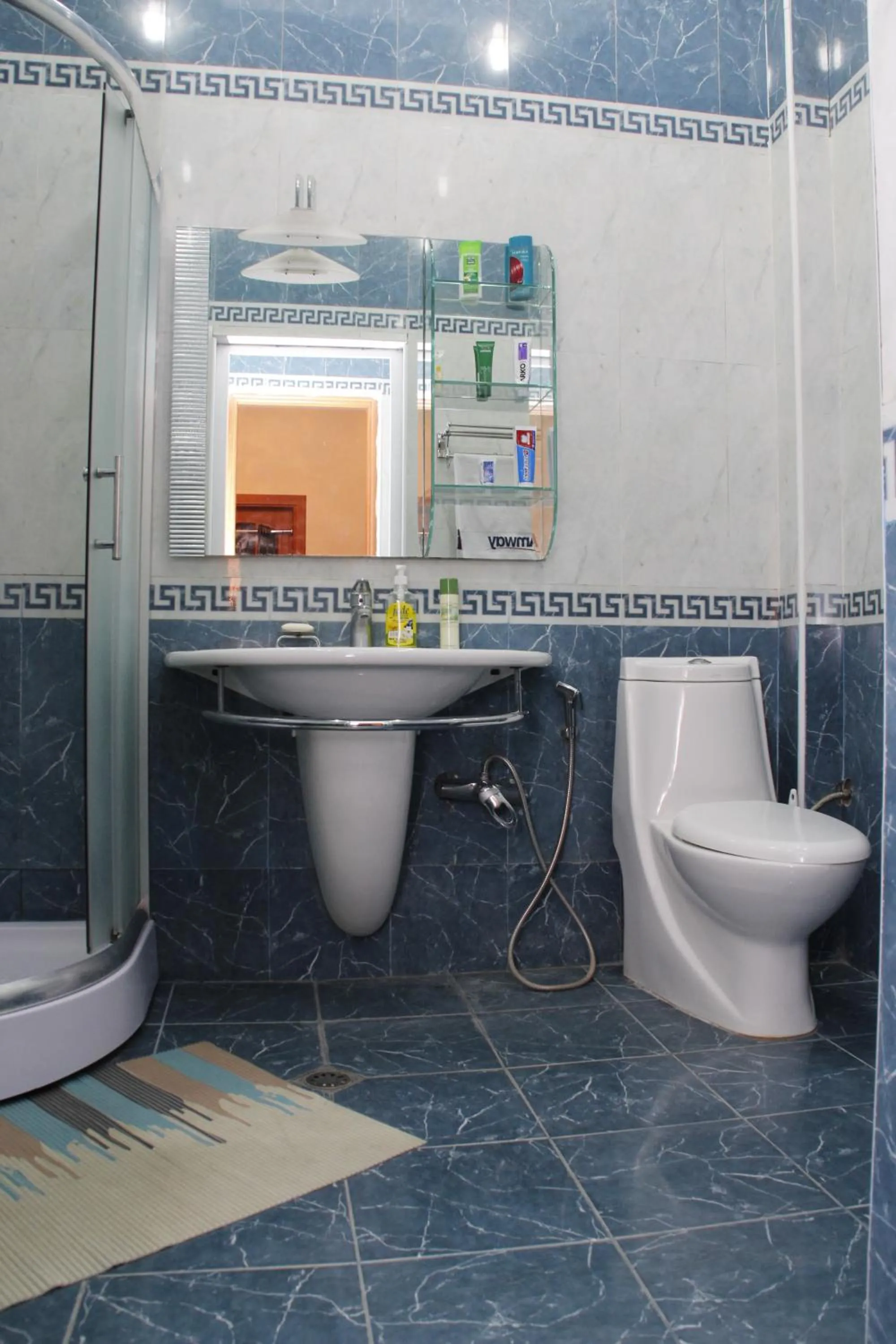 Shower in Baku Butik Mini-Hotel