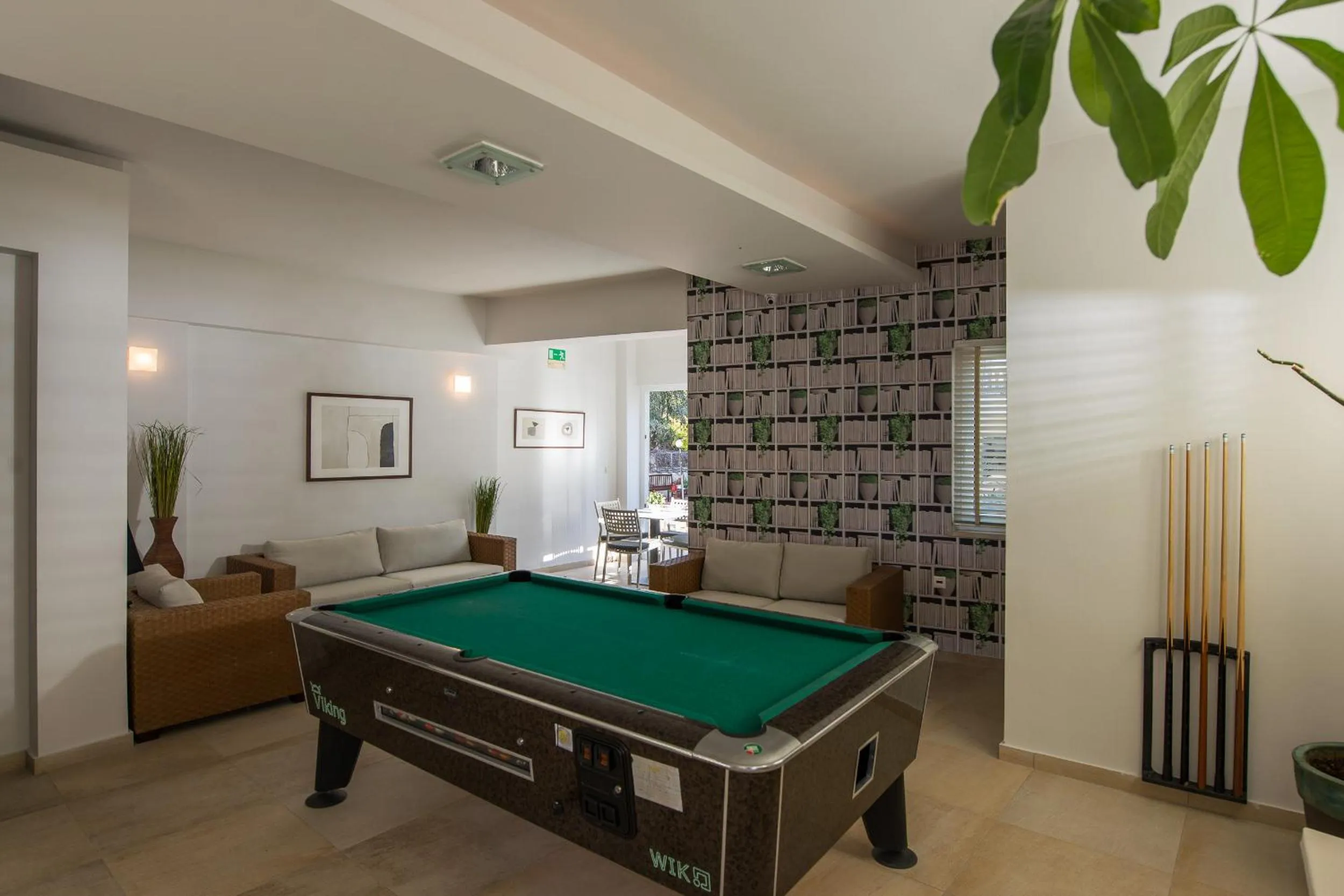 Billiard in Corinna Mare