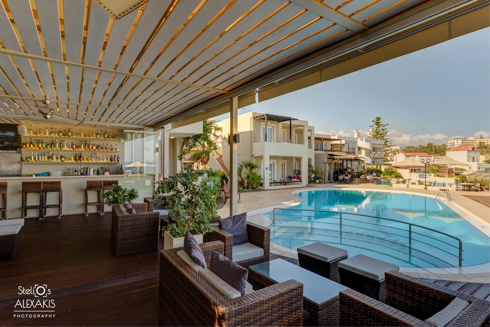 Lounge or bar in Corinna Mare