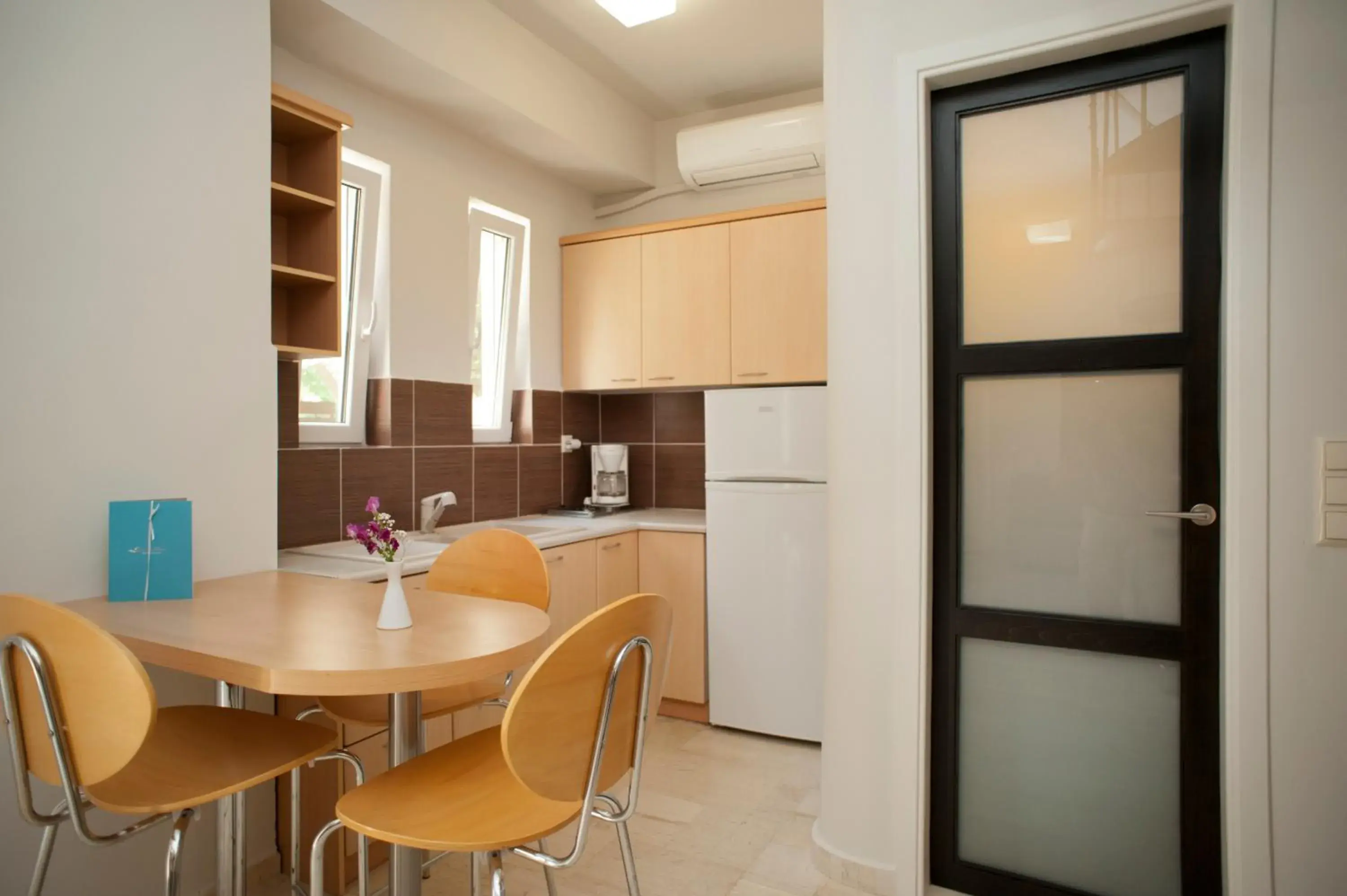 Family Maisonette in Corinna Mare Family Maisonette in Corinna Mare