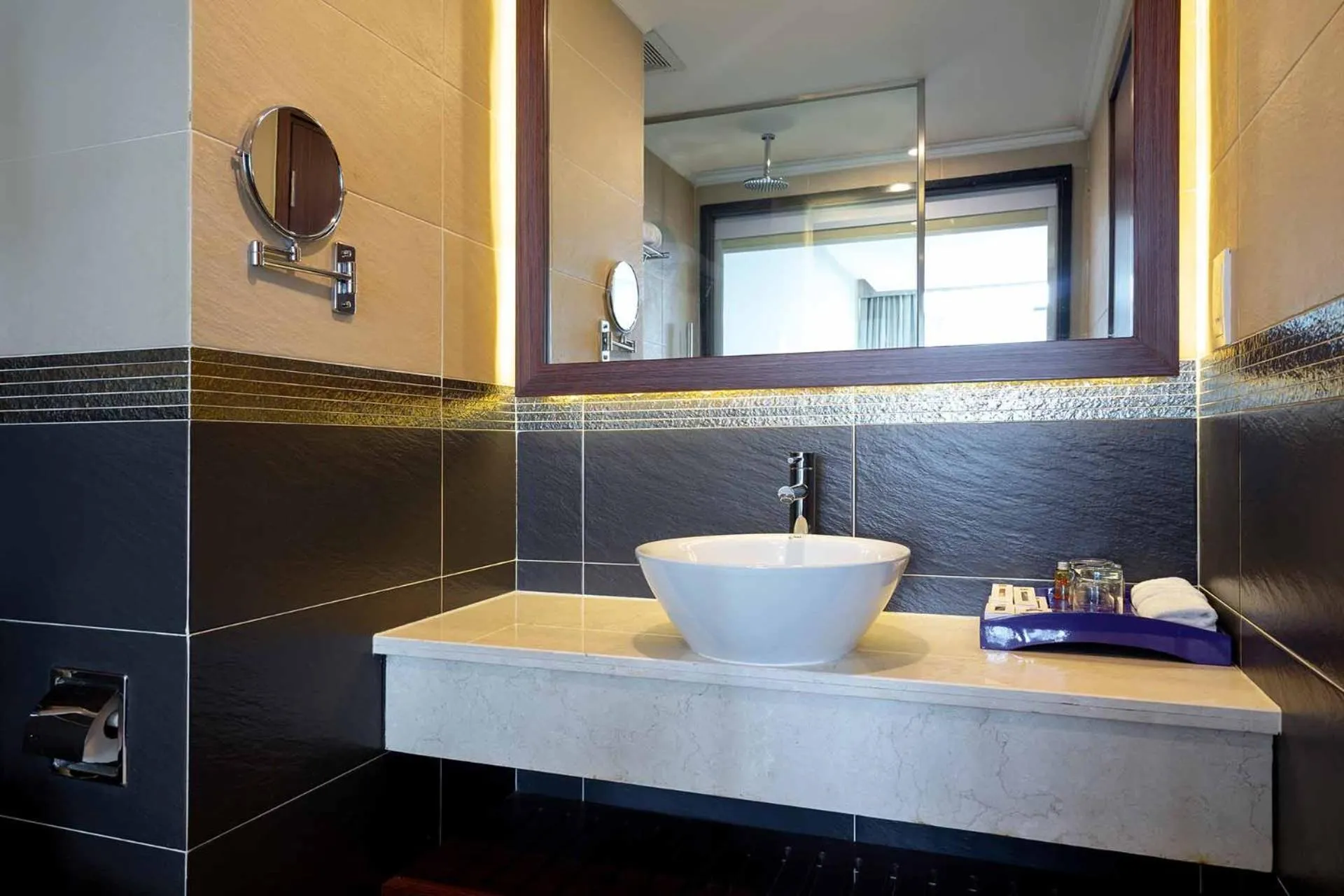 Becamex Hotel New City