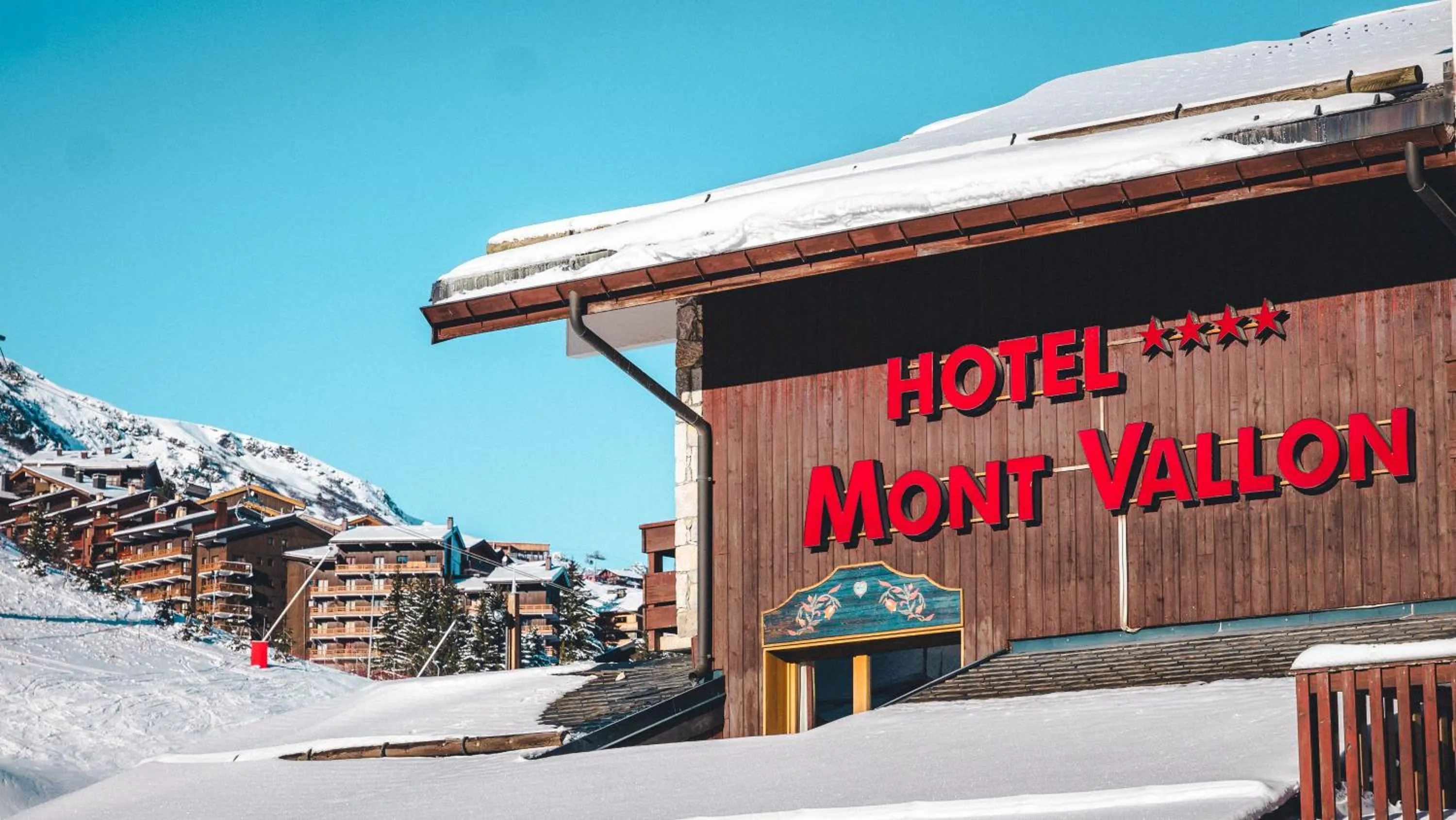 Property building in Hotel Mont Vallon