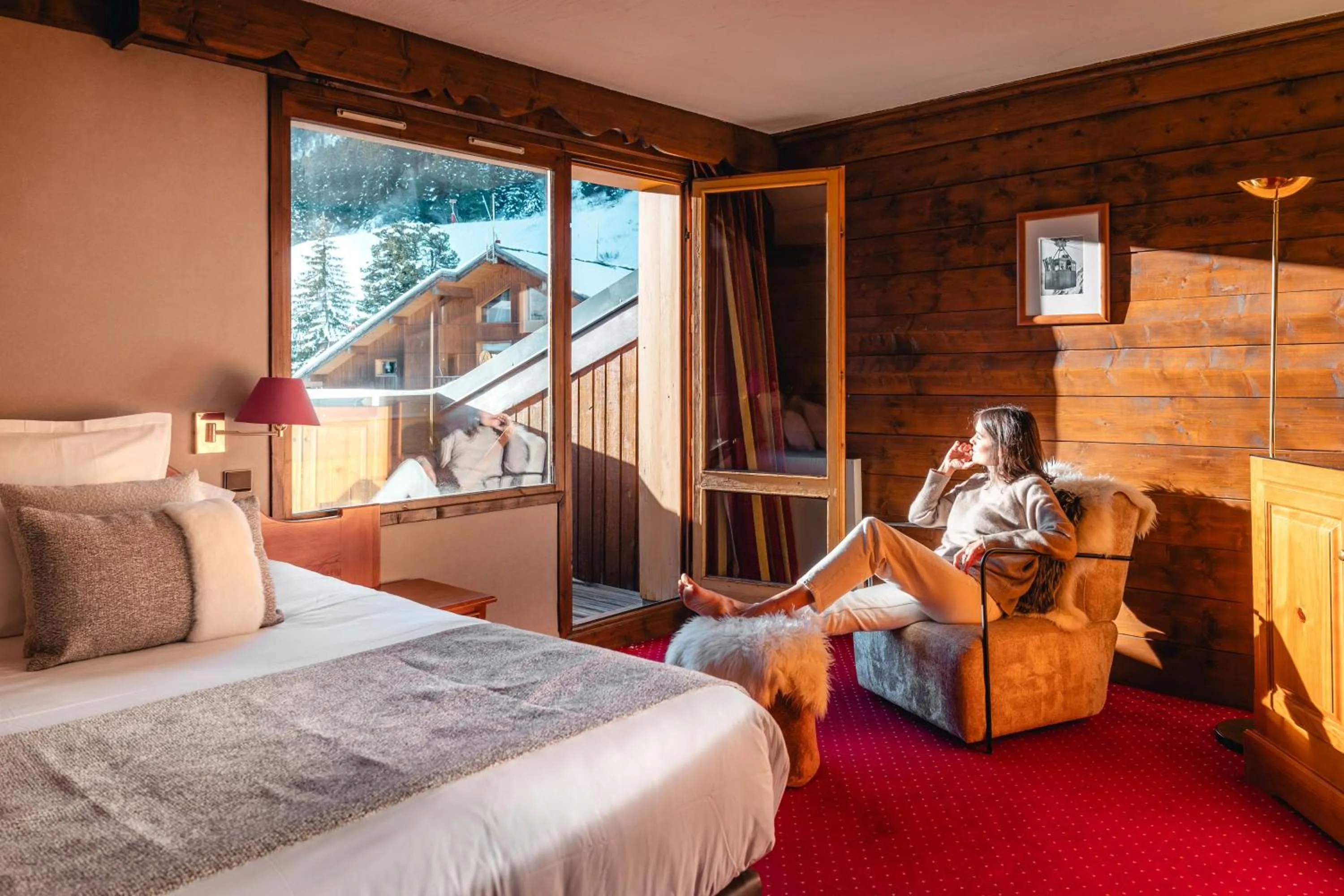 Balcony/Terrace, Bed in Hotel Mont Vallon