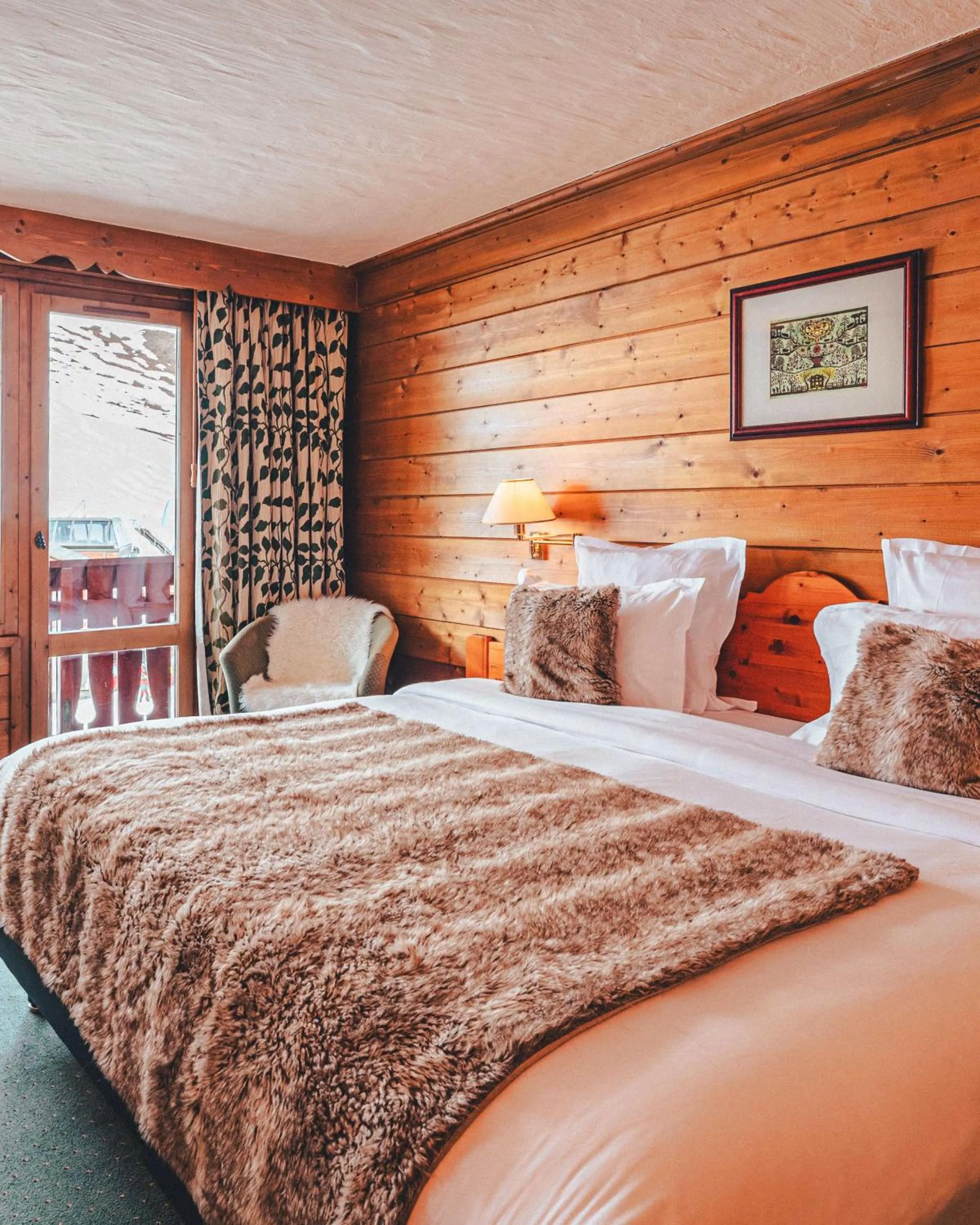 Bedroom, Bed in Hotel Mont Vallon