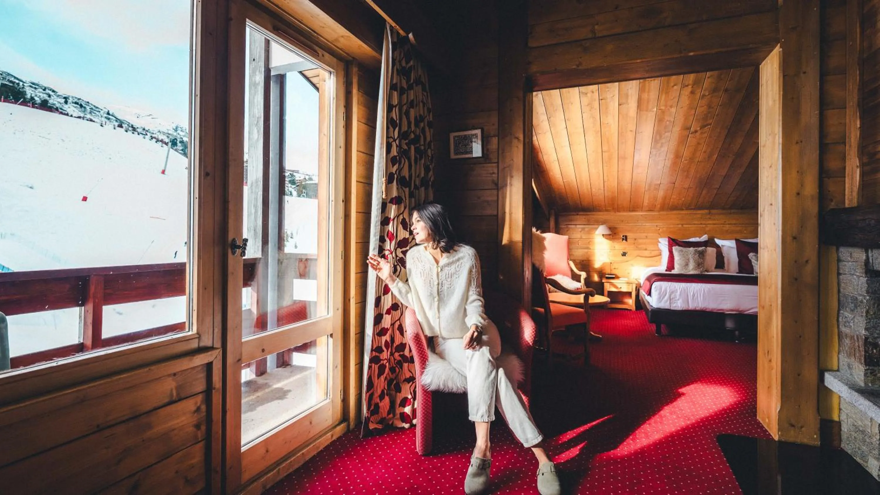 Balcony/Terrace, Bed in Hotel Mont Vallon