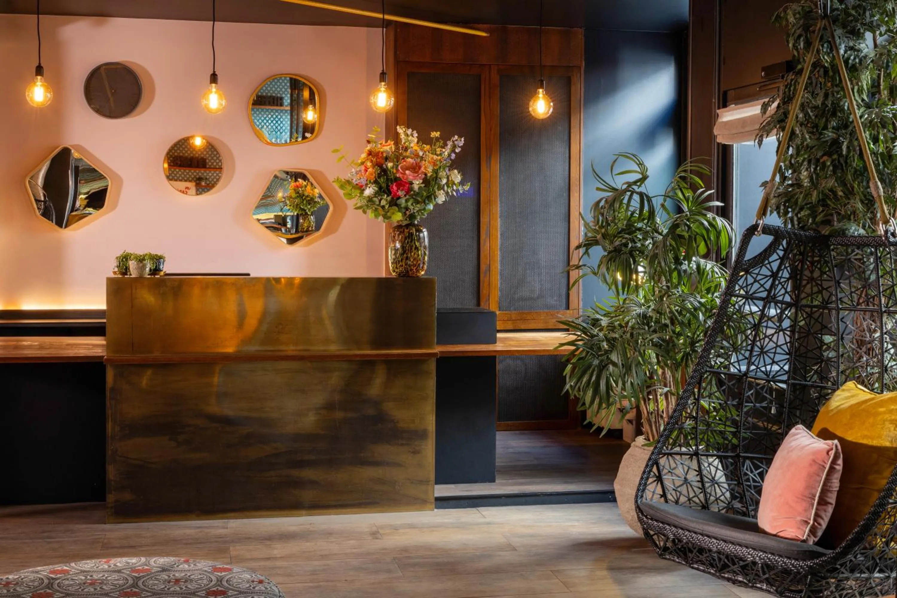 Lobby or reception in Hôtel Maxim Folies