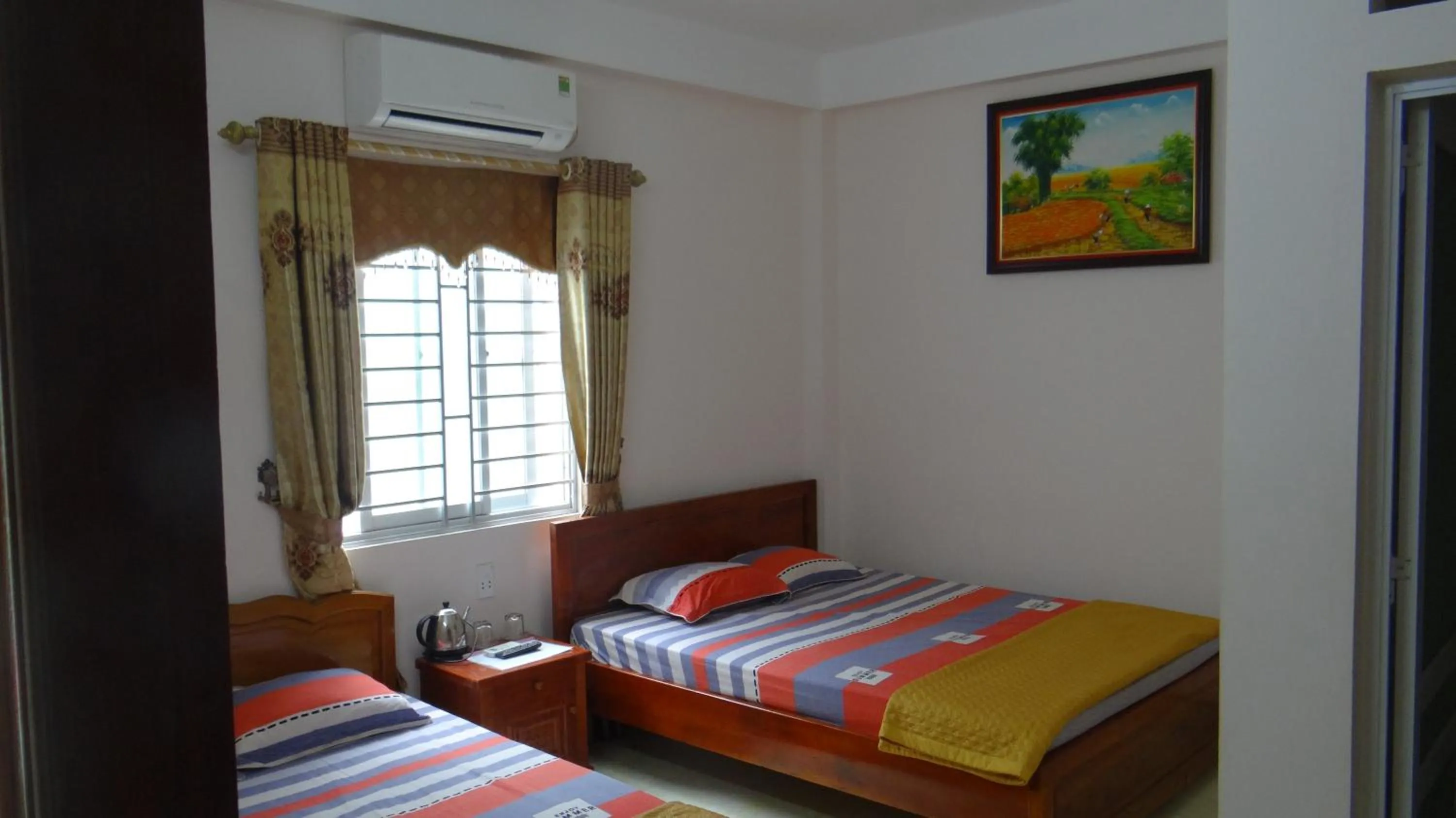 bunk bed, Bed in Huong Thao 2 Hotel