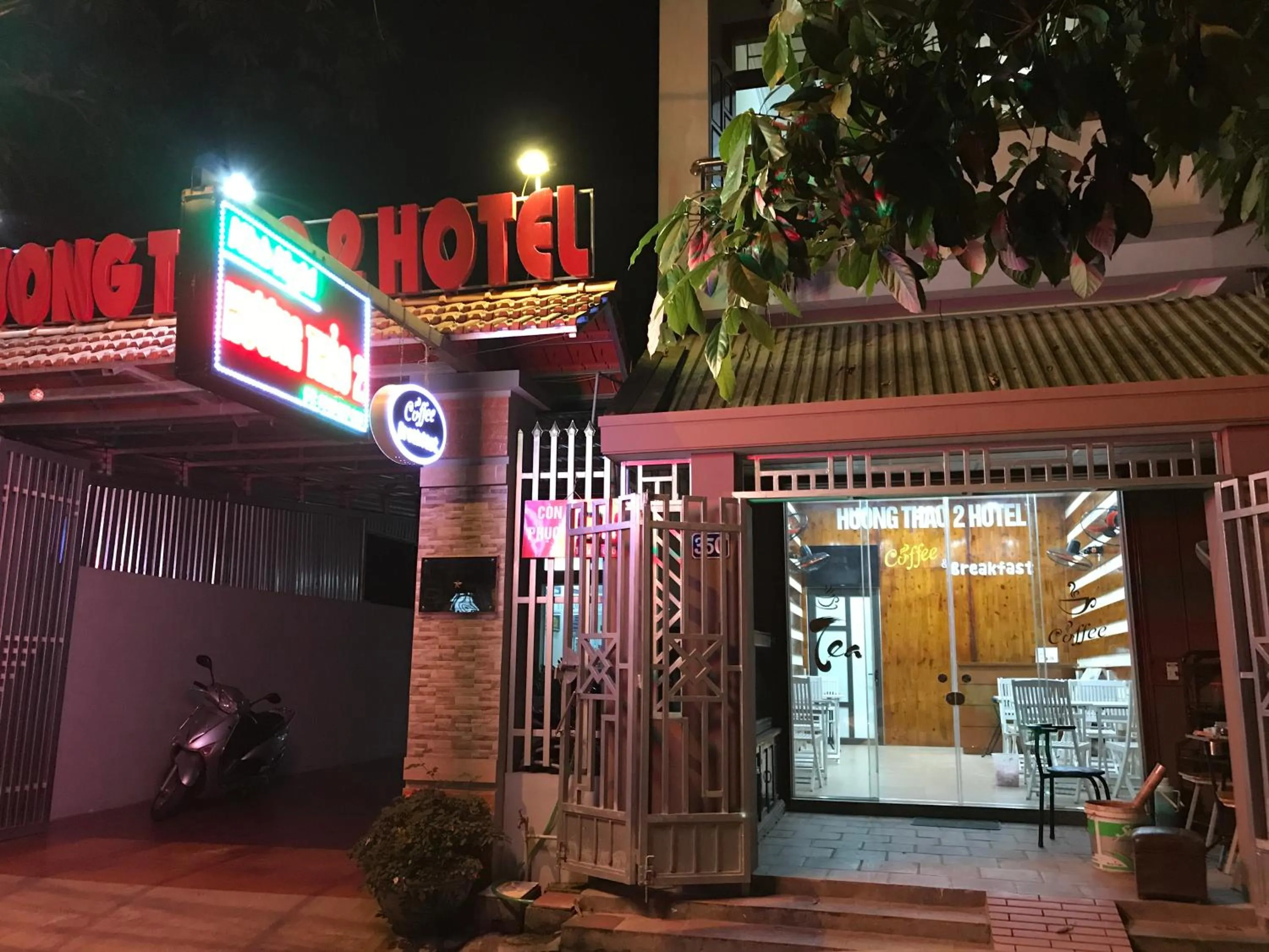 Restaurant/places to eat in Huong Thao 2 Hotel