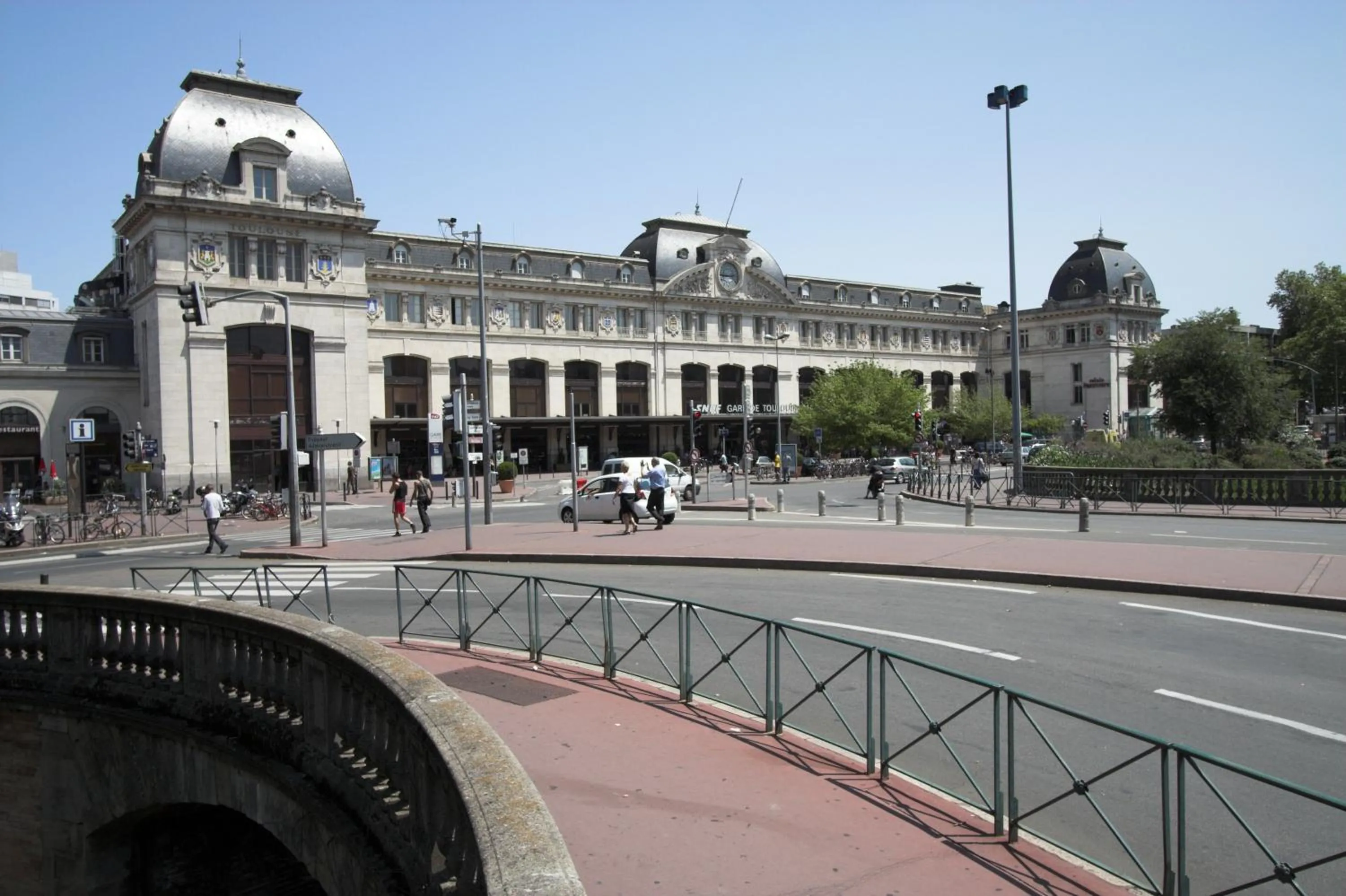 Activities in Hotel de Bordeaux