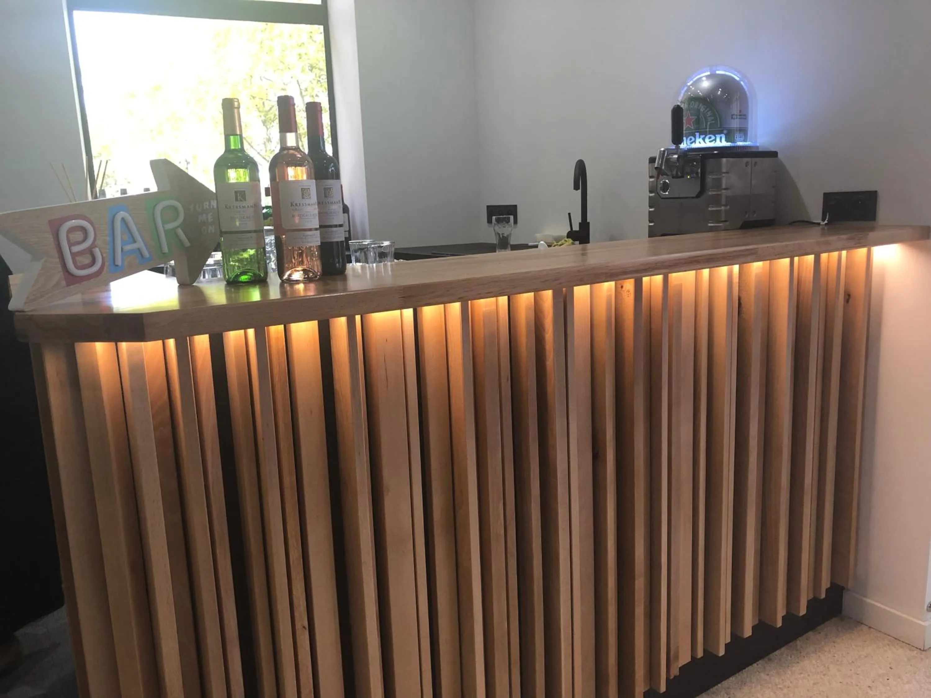 Lounge or bar in Hotel de Bordeaux