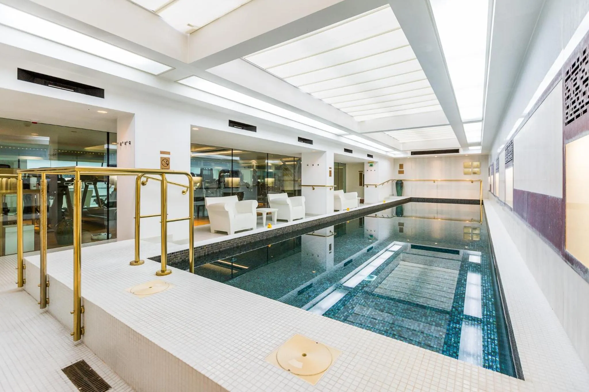 Swimming pool in Town Hall Hotel - Shoreditch