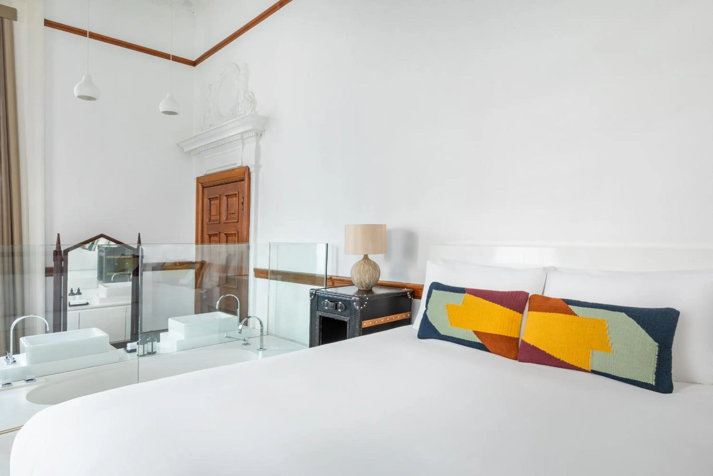 Bedroom, Bed in Town Hall Hotel - Shoreditch