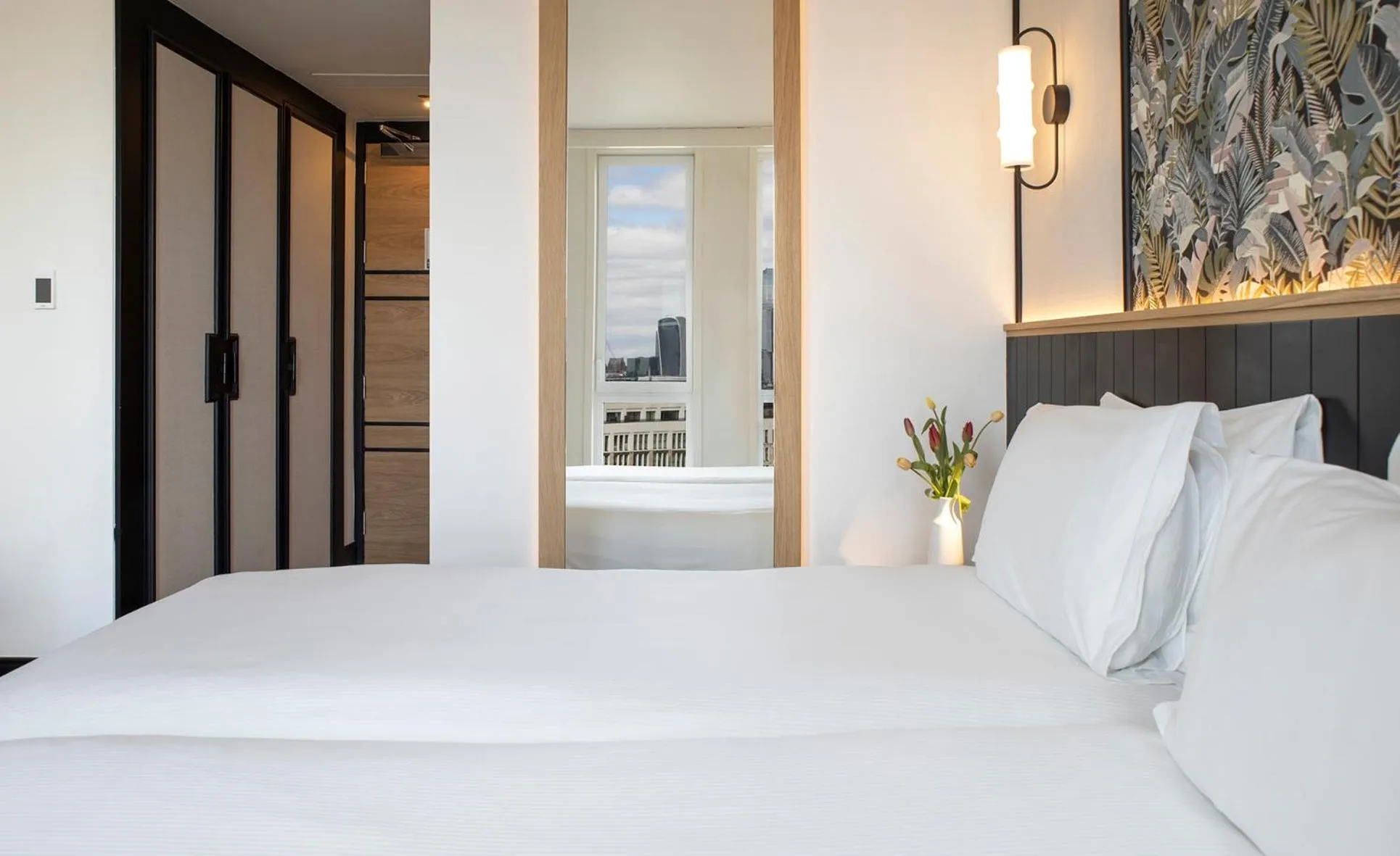 Bedroom, Bed in H10 London Waterloo