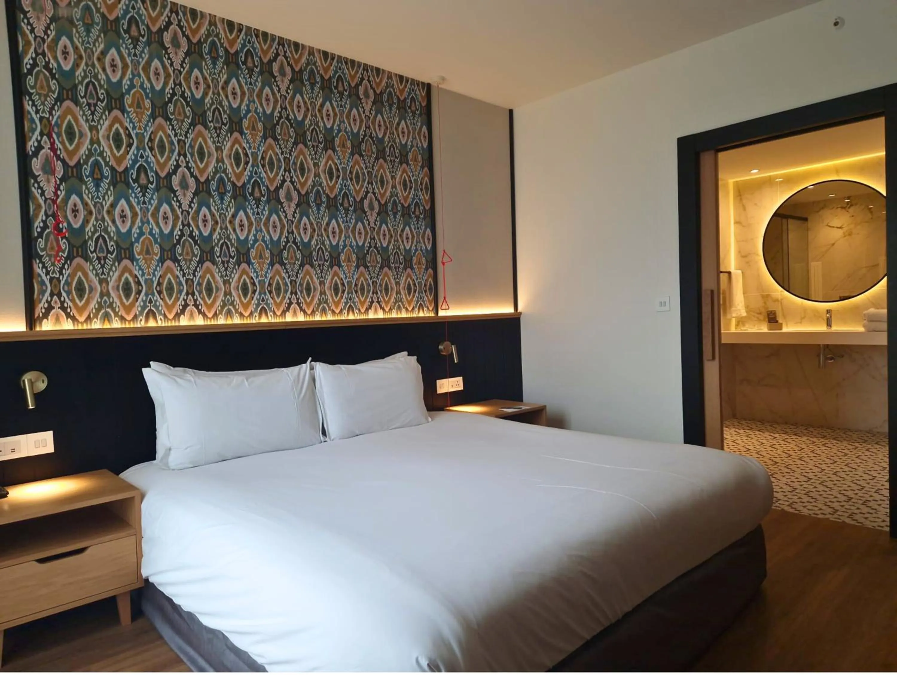 Bedroom, Bed in H10 London Waterloo