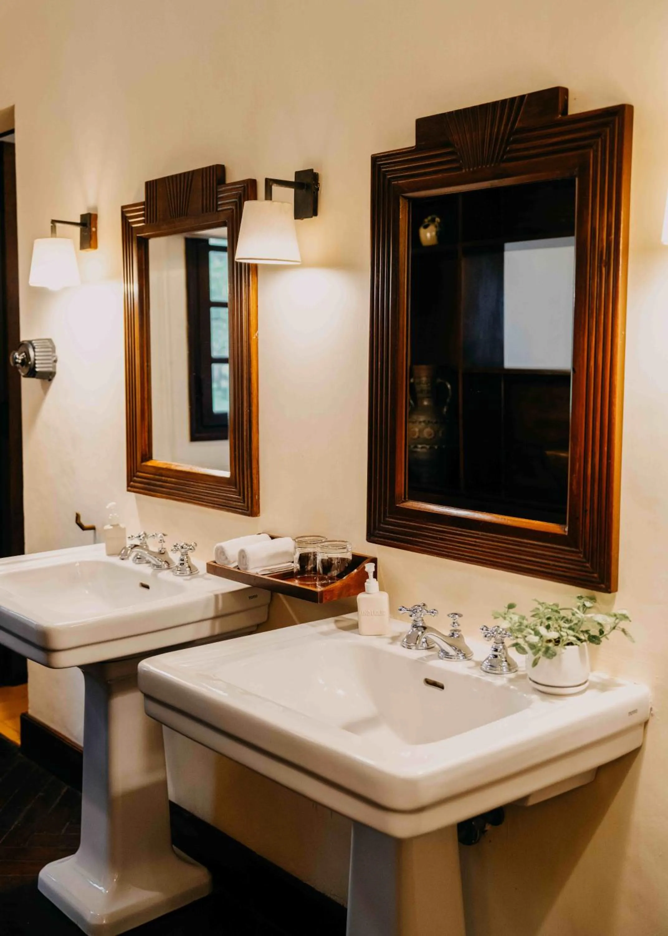 Bathroom in Ana Mandara Villas Dalat Resort & Spa