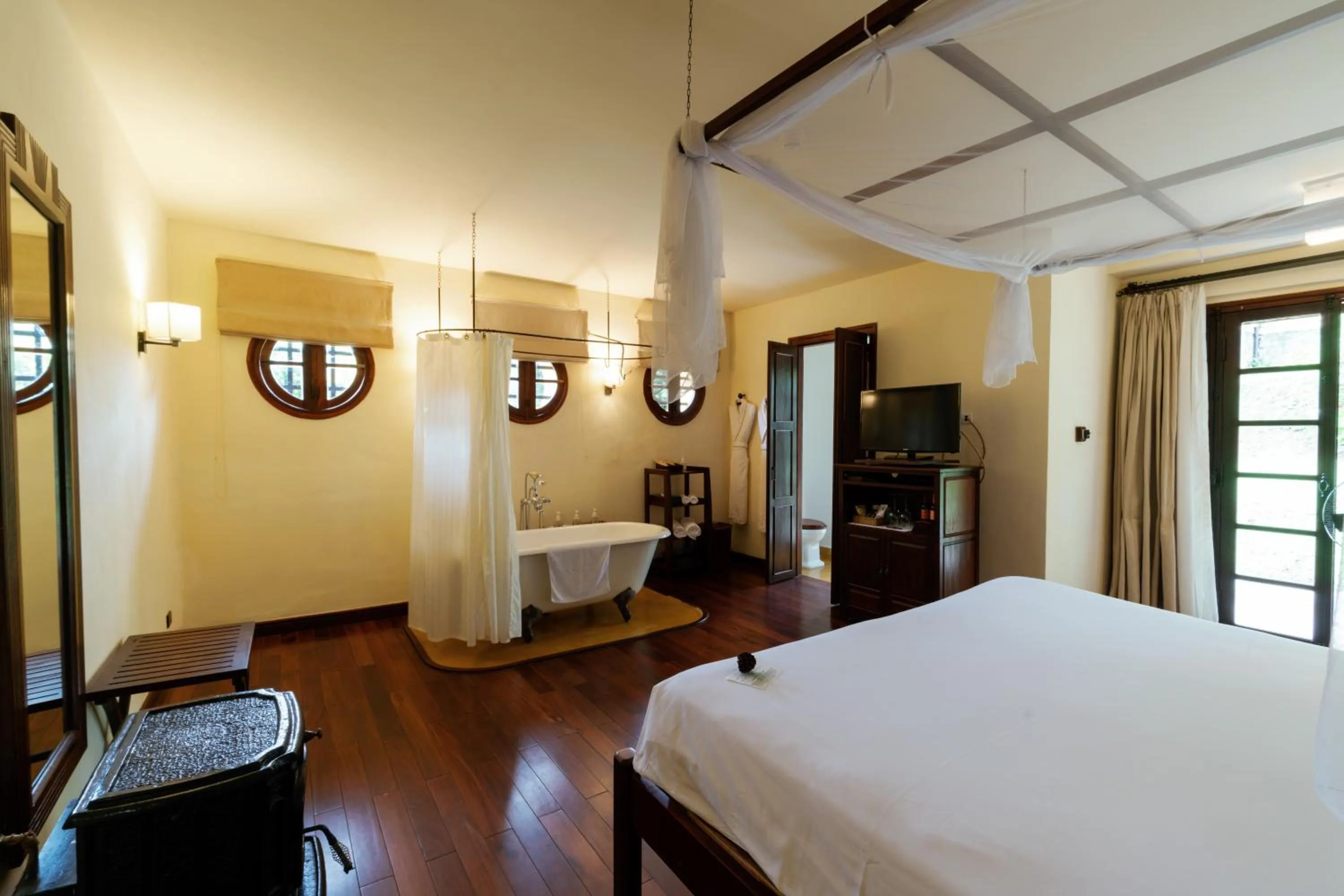 Bedroom, Bed in Ana Mandara Villas Dalat Resort & Spa