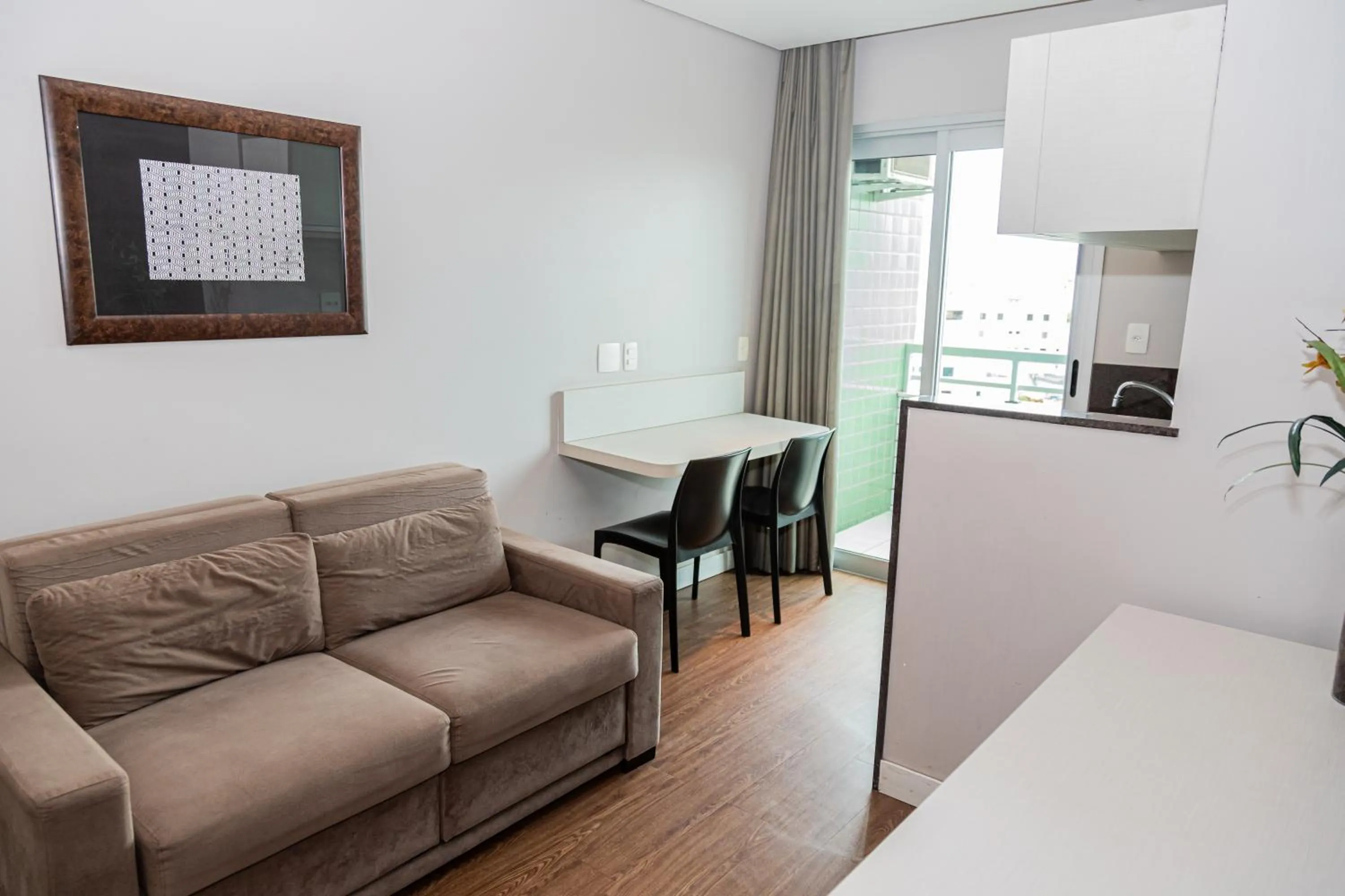 oven in Hotel Eldorado Flat