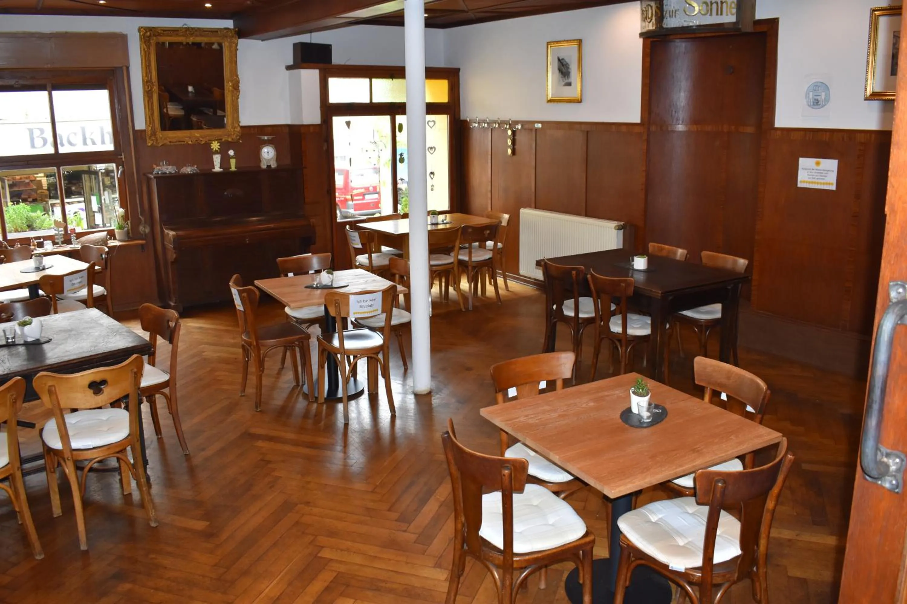 Restaurant/places to eat in Landgasthof Zur Sonne
