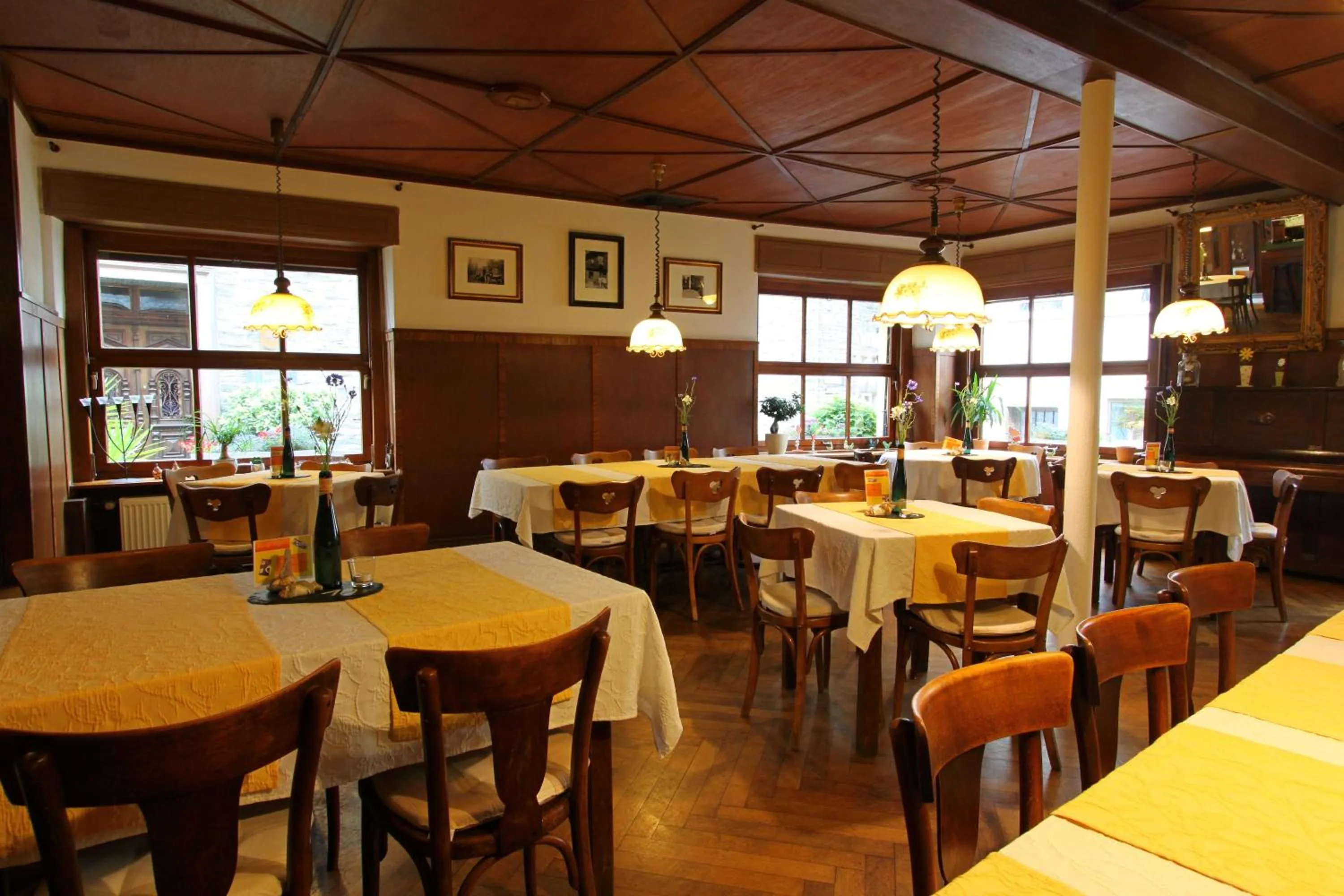 Restaurant/places to eat in Landgasthof Zur Sonne